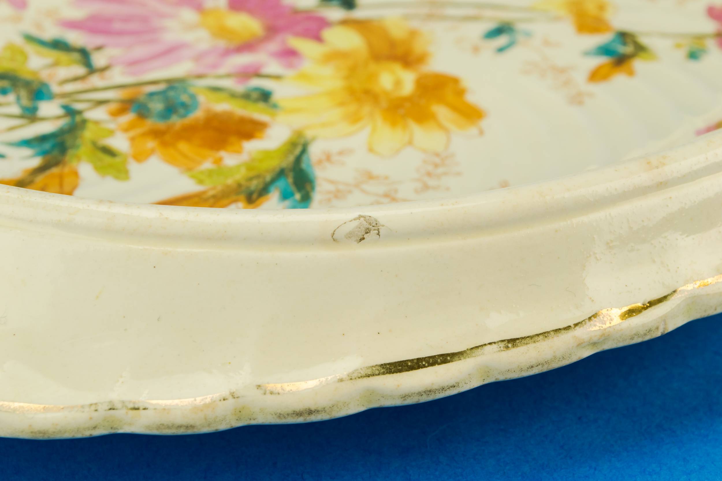 Ceramic Aesthetic Movement — Cheese serving platter 2