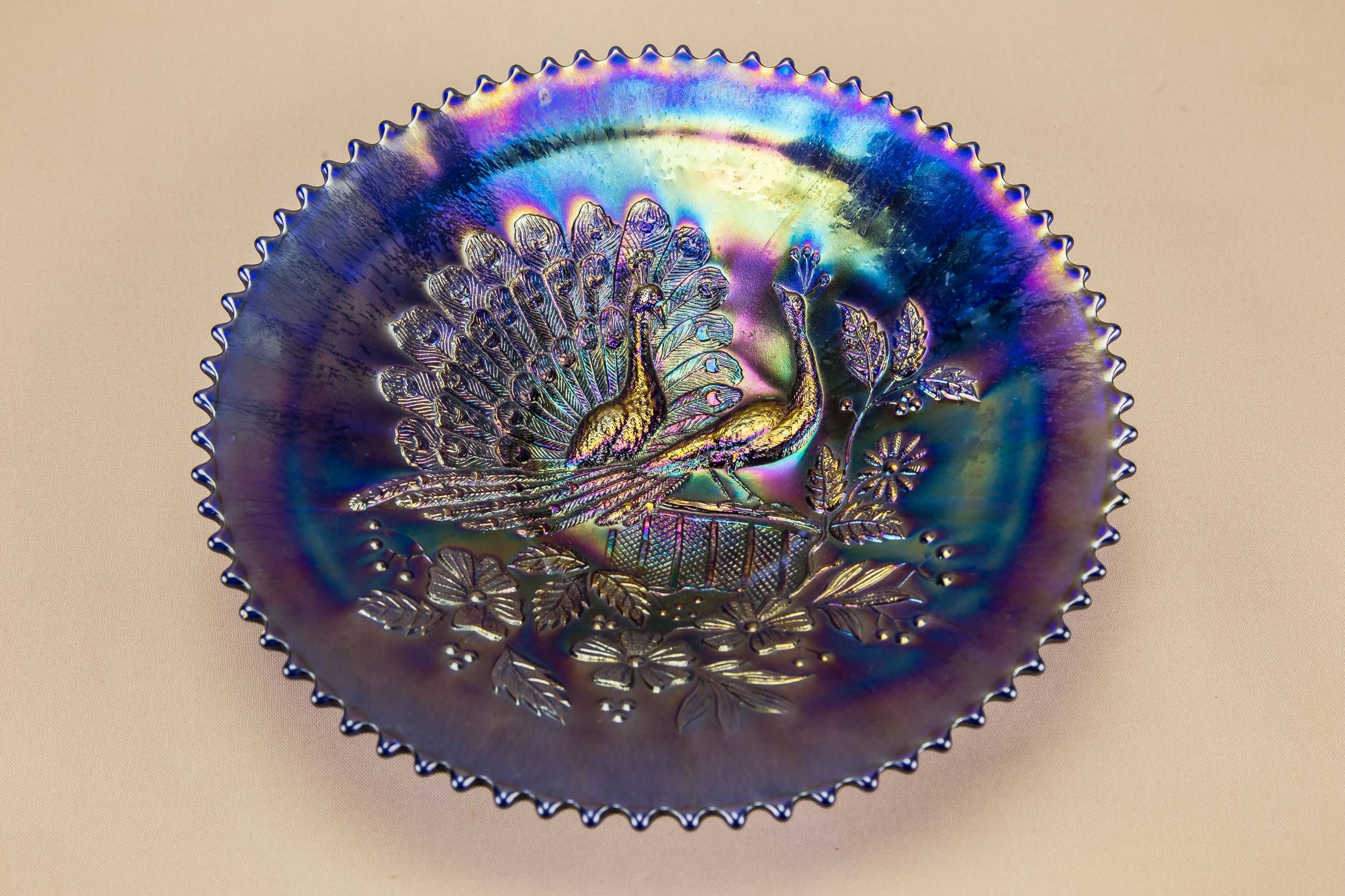 Vintage Opulent Northwood — Carnival glass peacock bowl 2