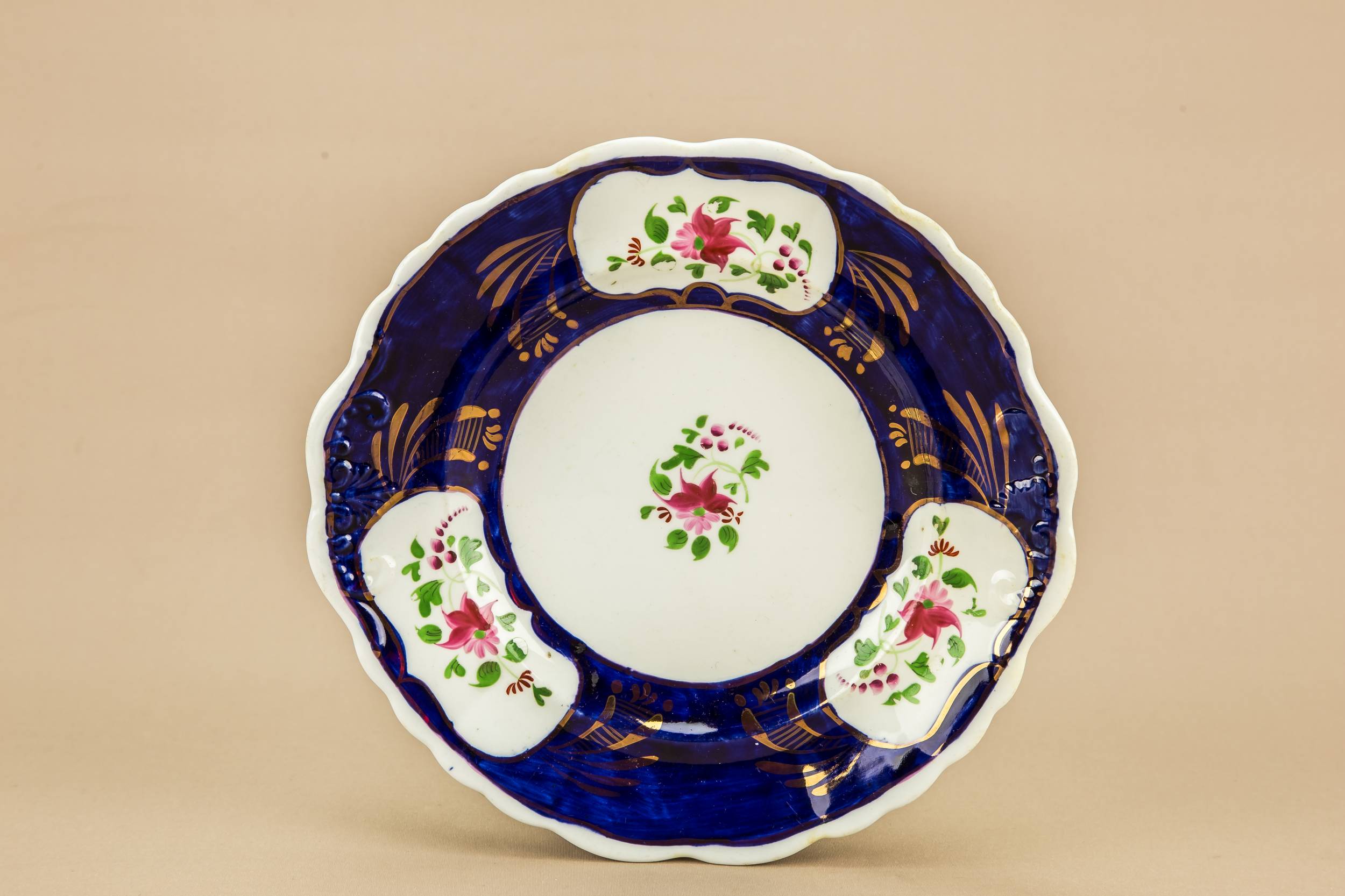 Attractive Antique PLATE — Gaudy Welsh plate