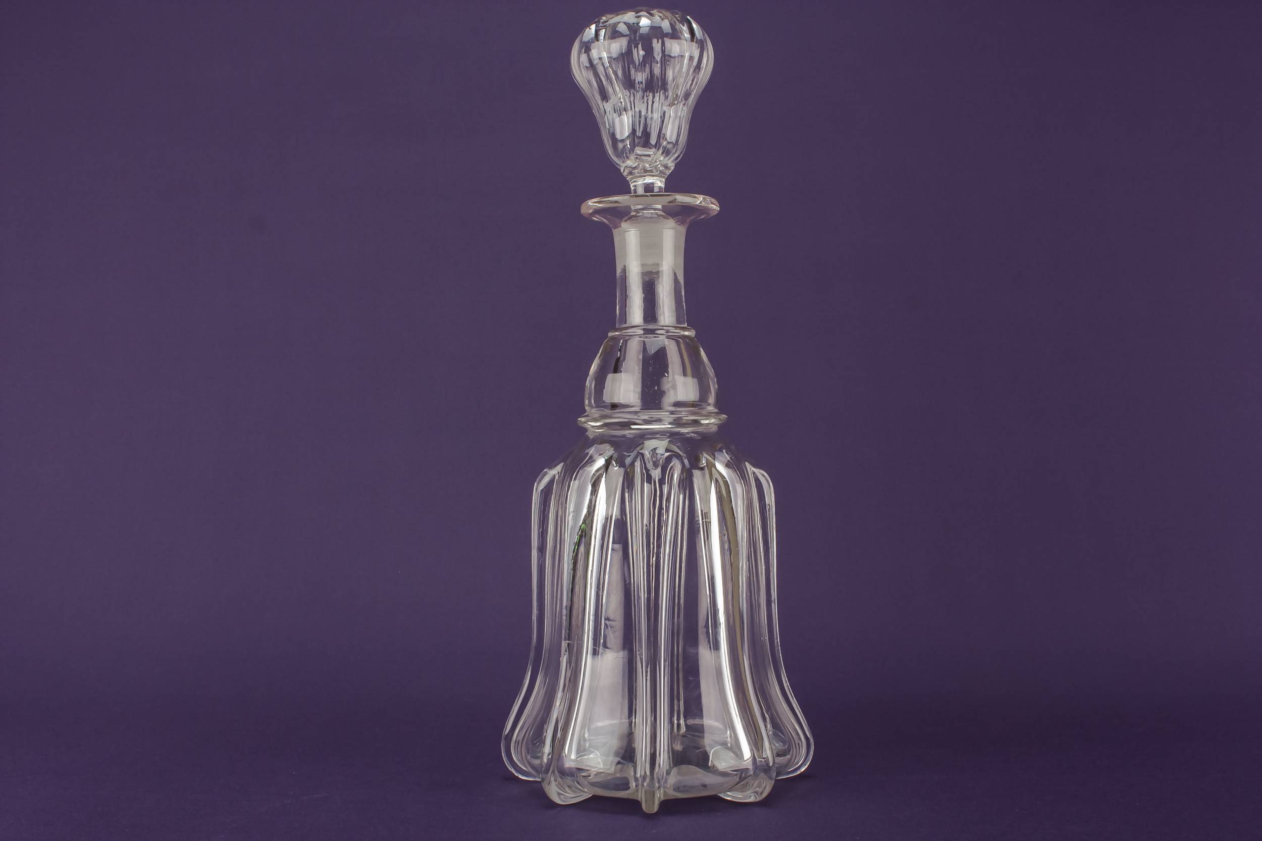 High Victorian Blown — Blown glass decanter 3