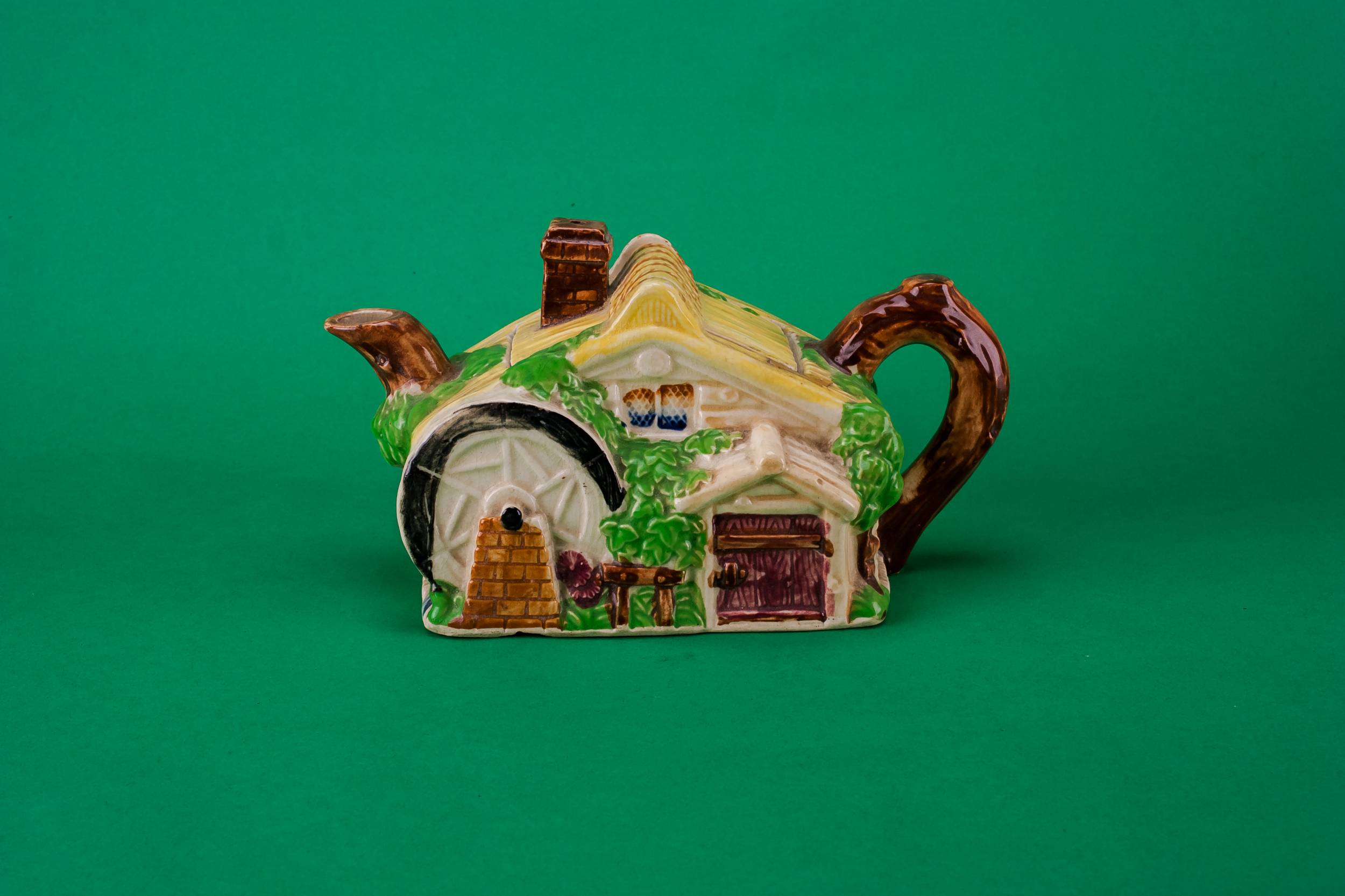 Beautiful Vintage Cottage — Ceramic cottage teapot
