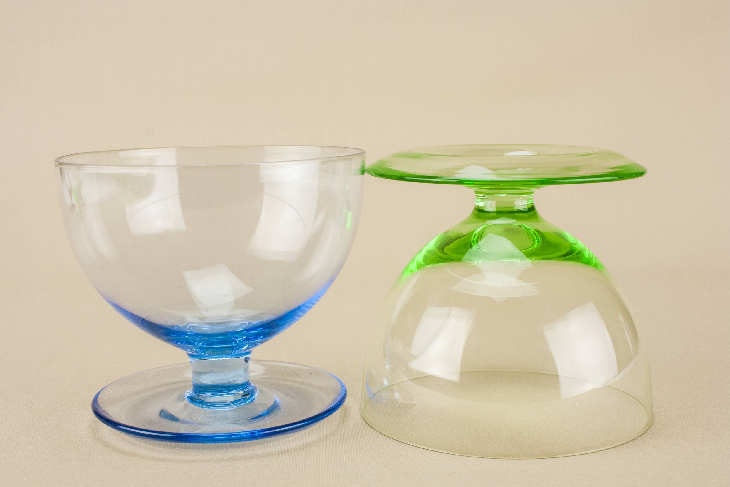 Colourful Crystal Art — 5 coloured champagne glasses 1