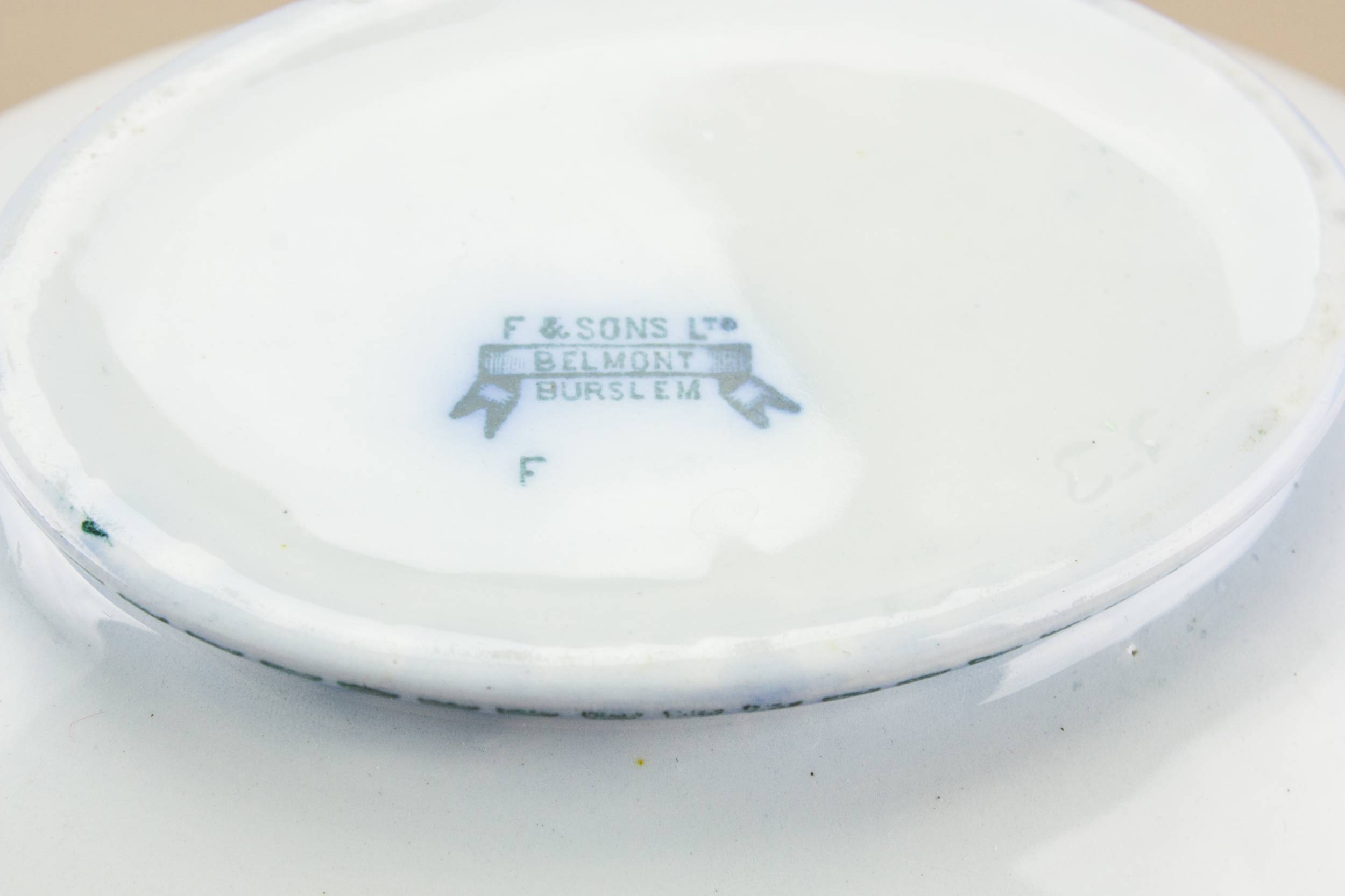 Elegant Antique Floral — Neo-Classical pottery tureen 3