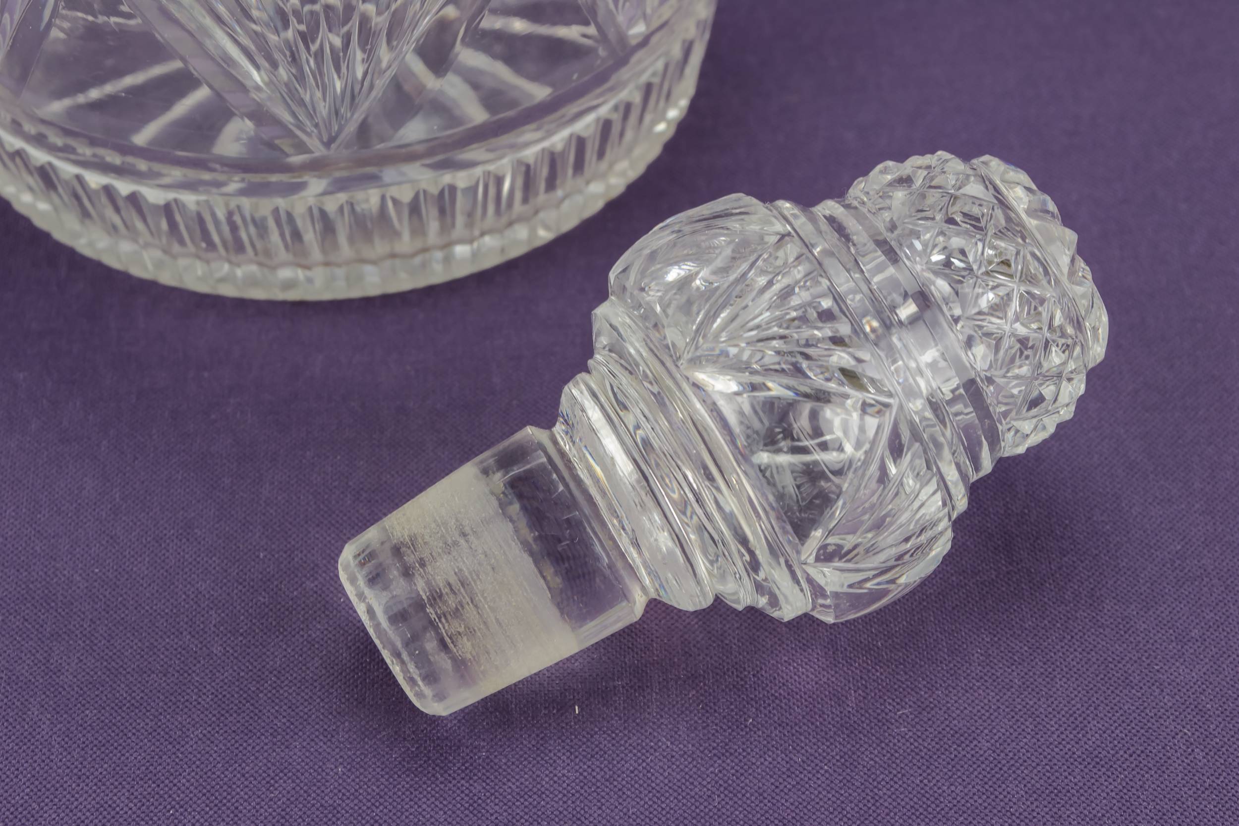 Victorian Antique Port — Cut glass sherry decanter 1