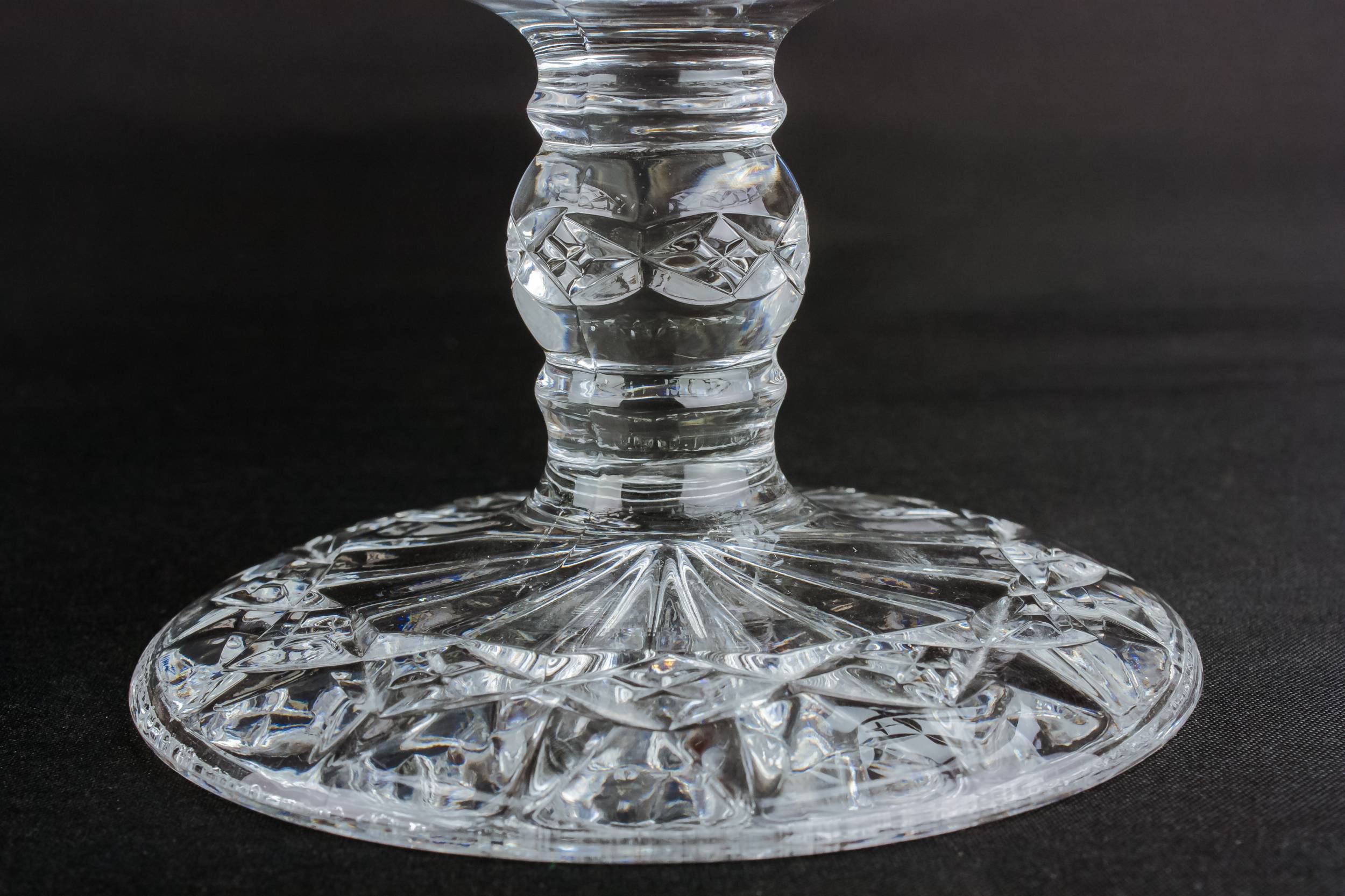 Elegant Vintage Glass — Retro glass cake stand 2