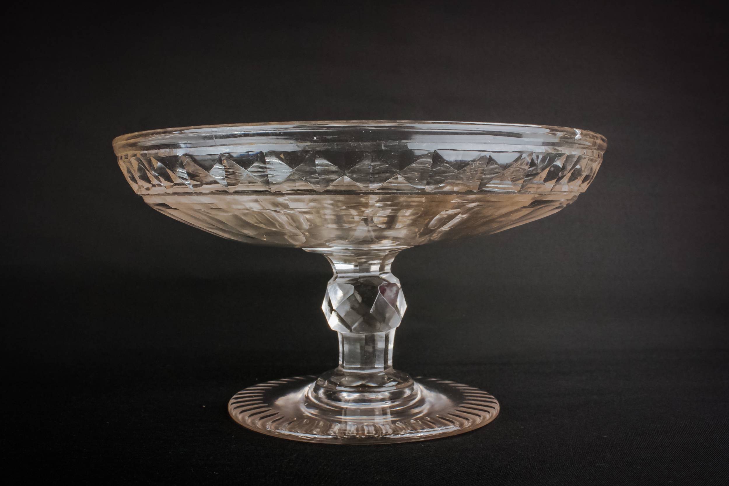 Attractive Antique CAKE — Victorian glass cake stand 1