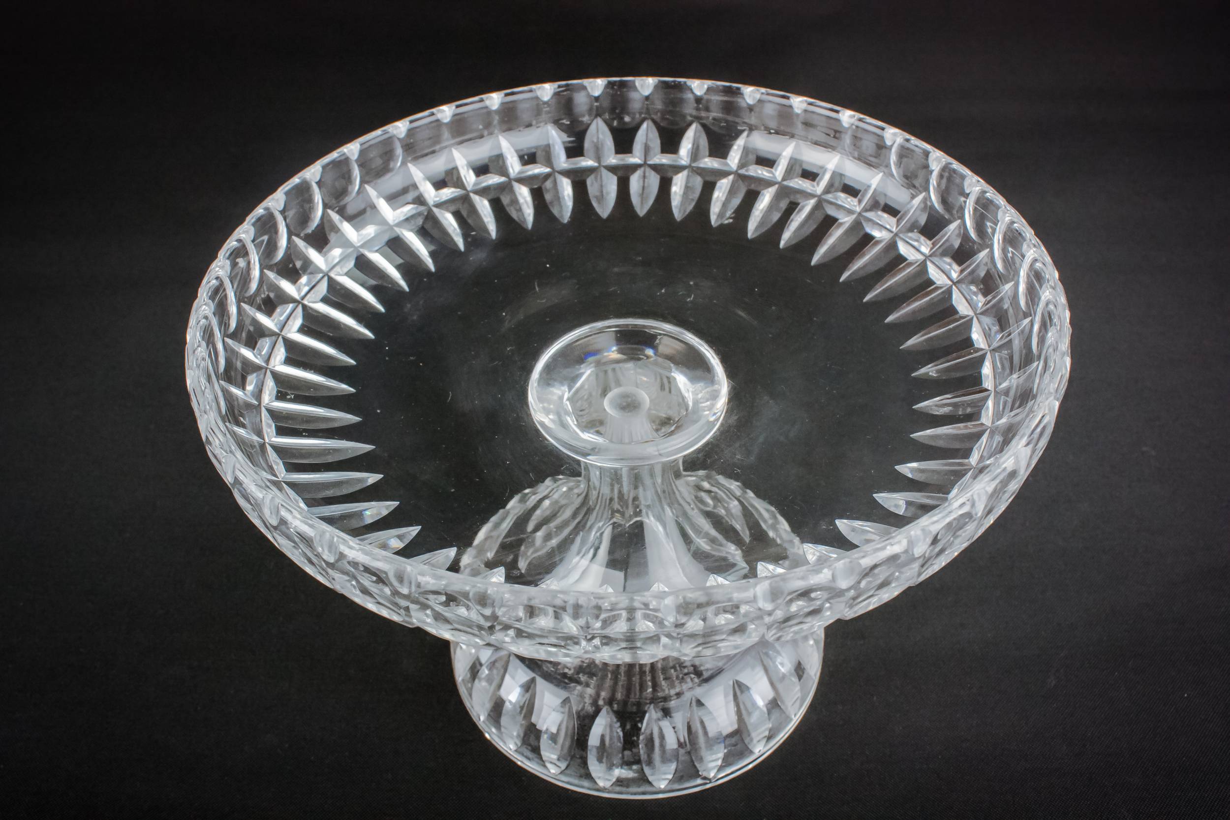 Vintage Traditional CAKE — Art Deco glass cake stand 1