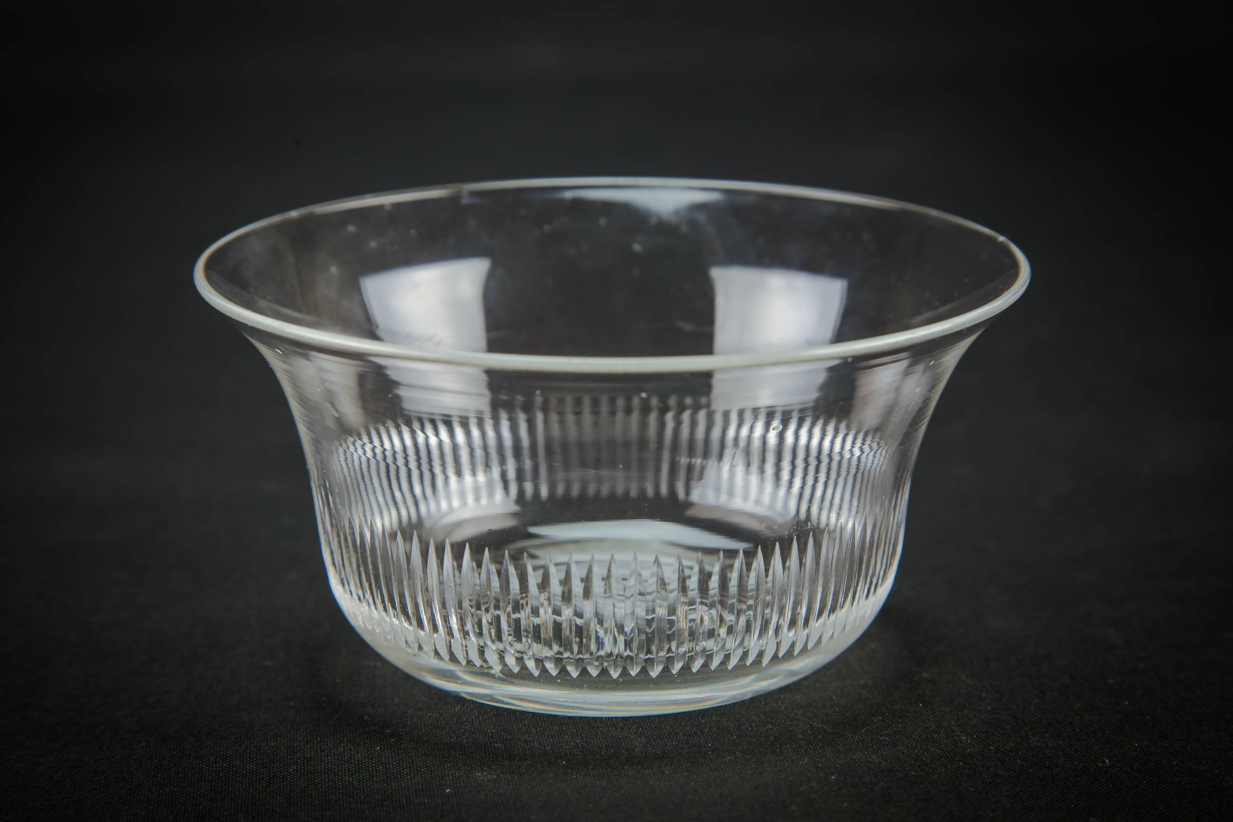 Vintage Elegant Gadrooned — 3 Art Deco glass bowls 1