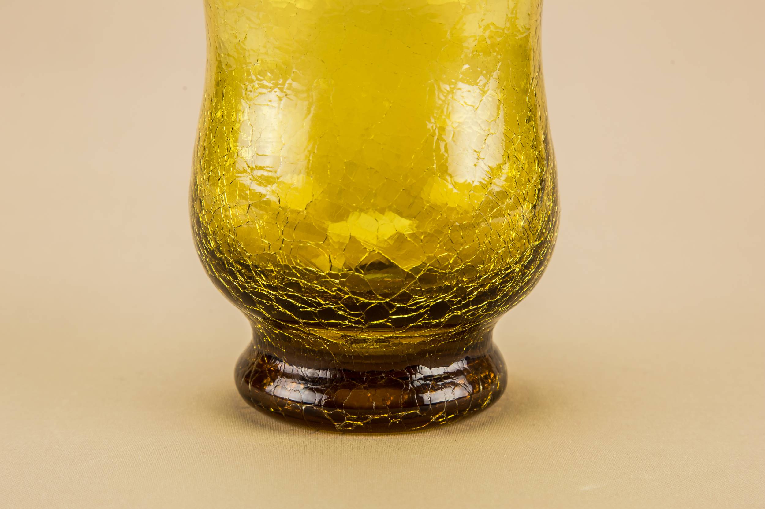 Art Deco Vintage — Glass Art Deco vase 1