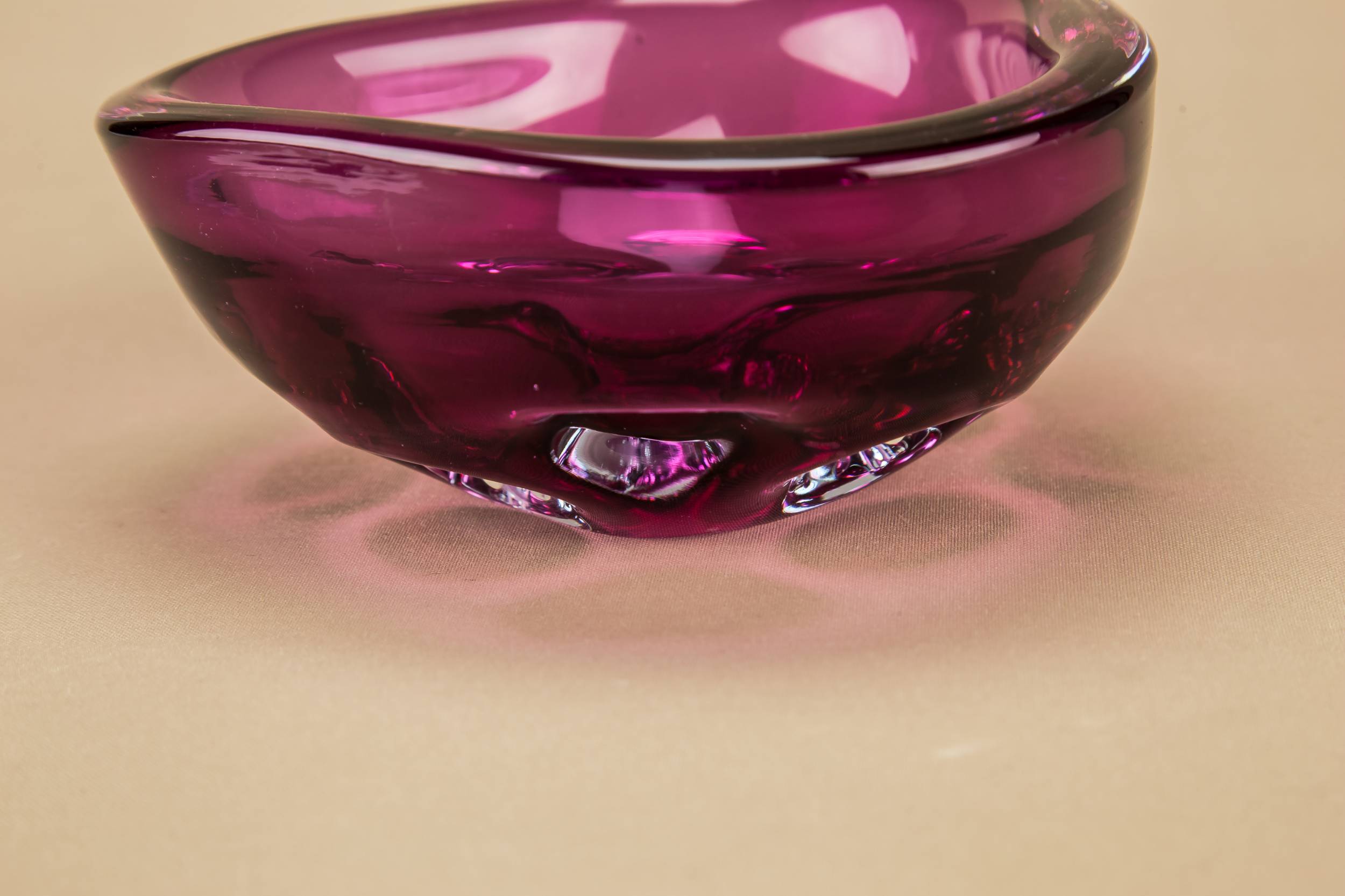 Modernist Vintage Dimples — Murano glass bowl 2