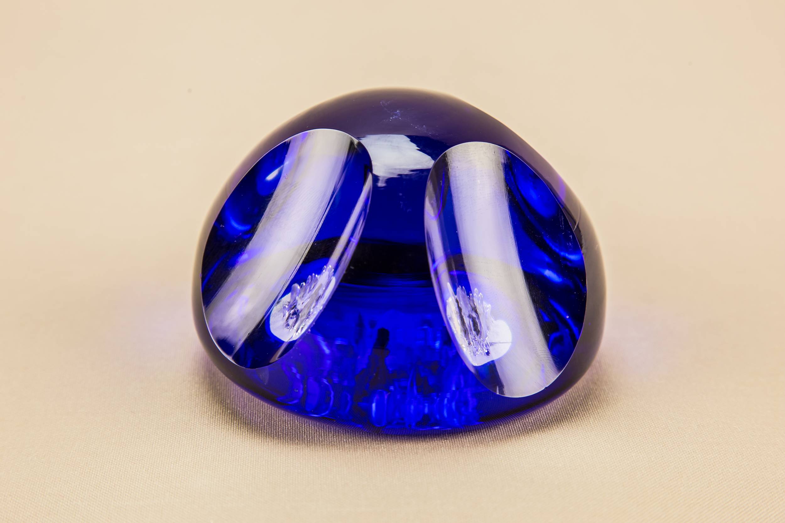 Modernist Slick Small — Blue paperweight 1