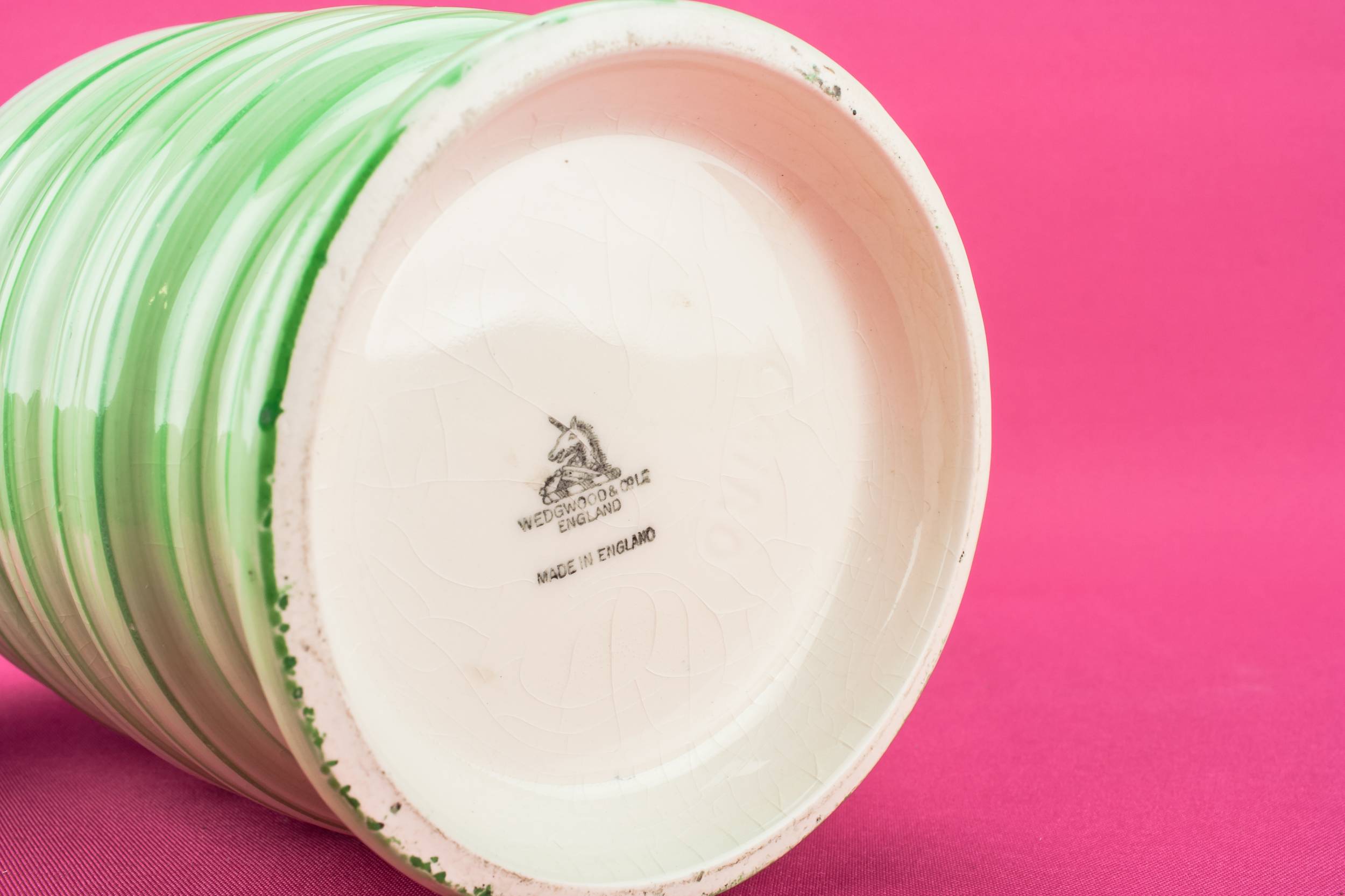 Pottery Charming Wedgwood — Mid-Century Modern vase 3