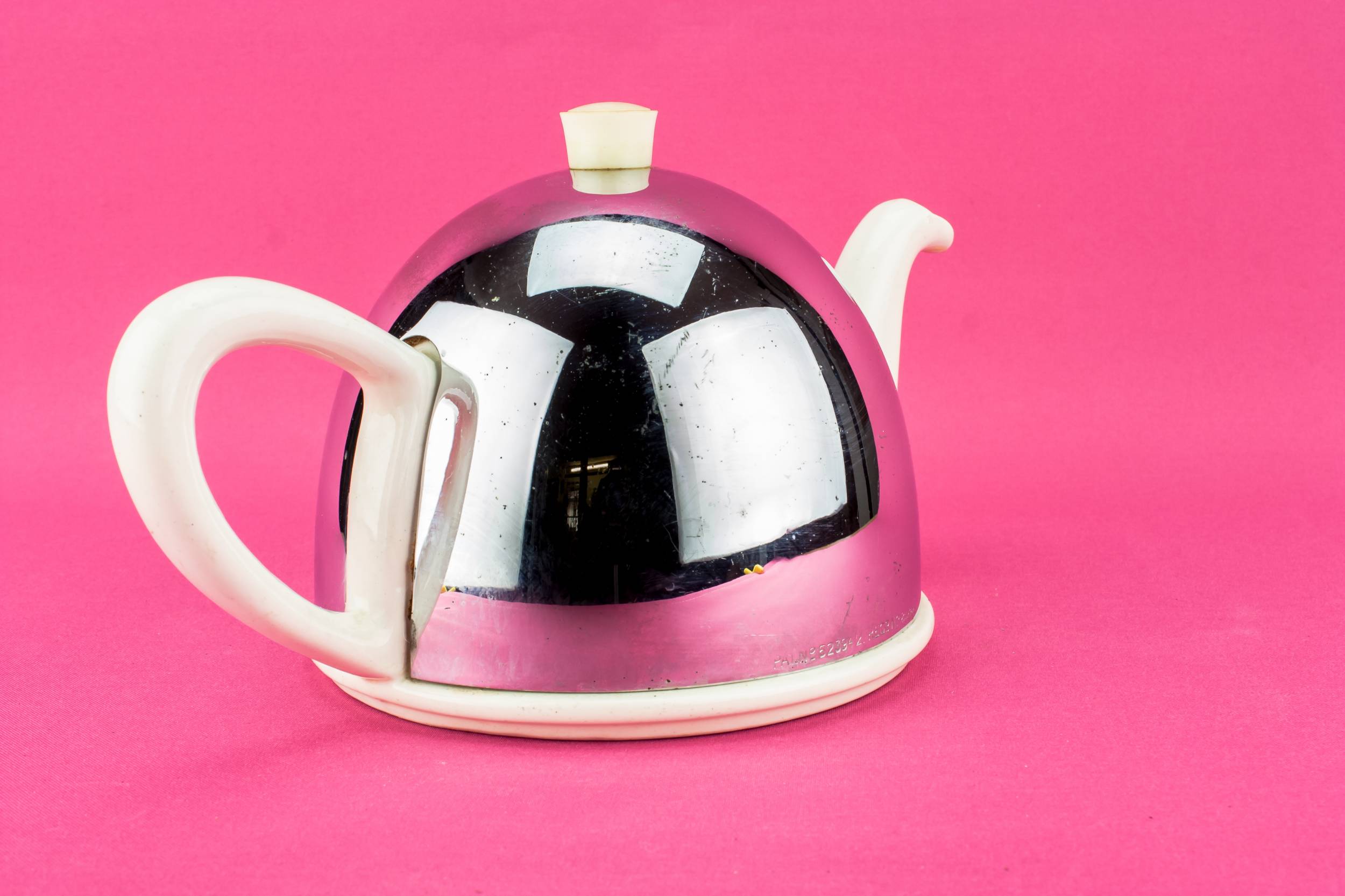 Small Vintage Pottery — Art Deco teapot 2