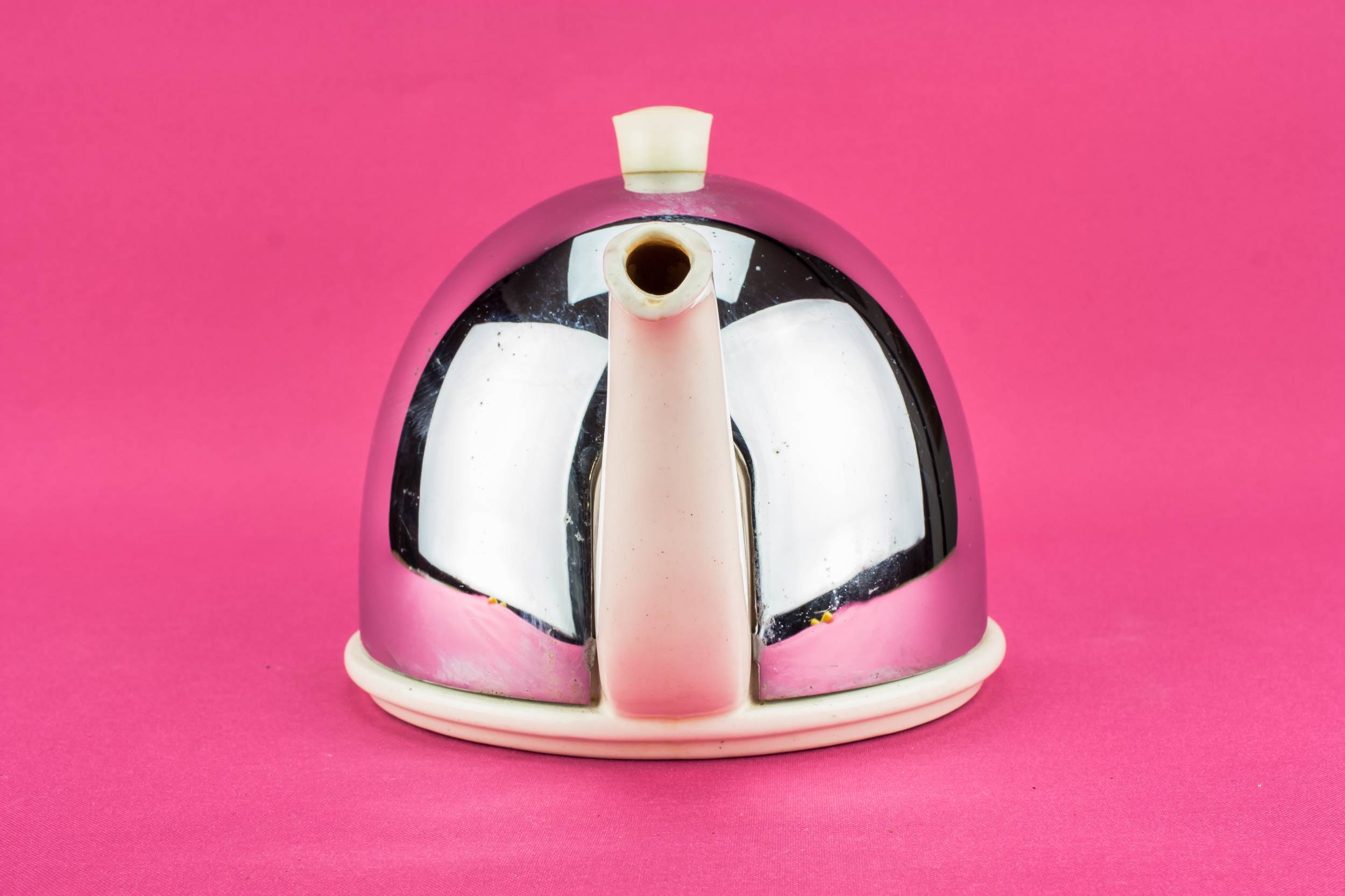 Small Vintage Pottery — Art Deco teapot 1
