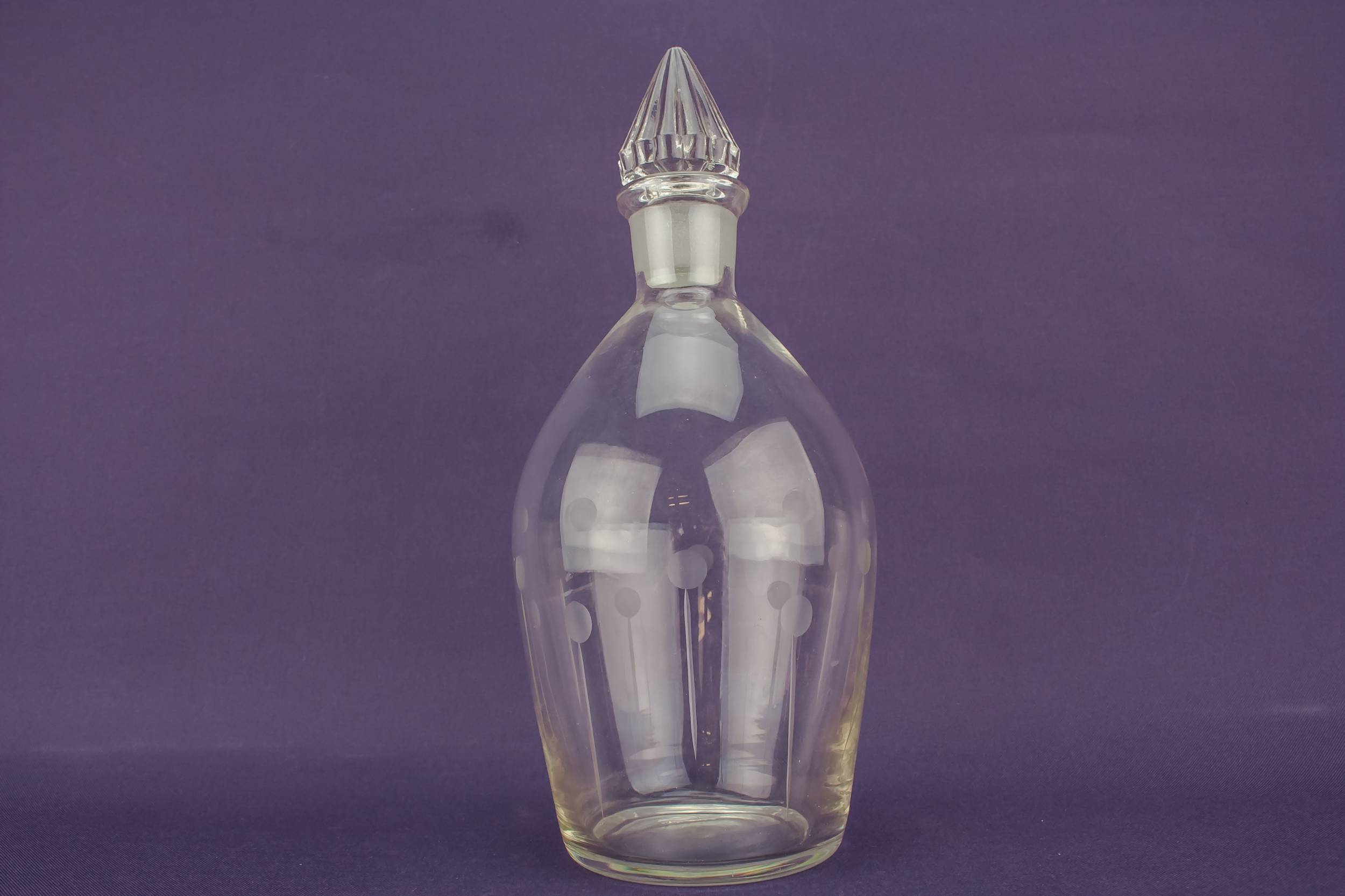Art Deco Blown — Blown glass ovoid decanter 4