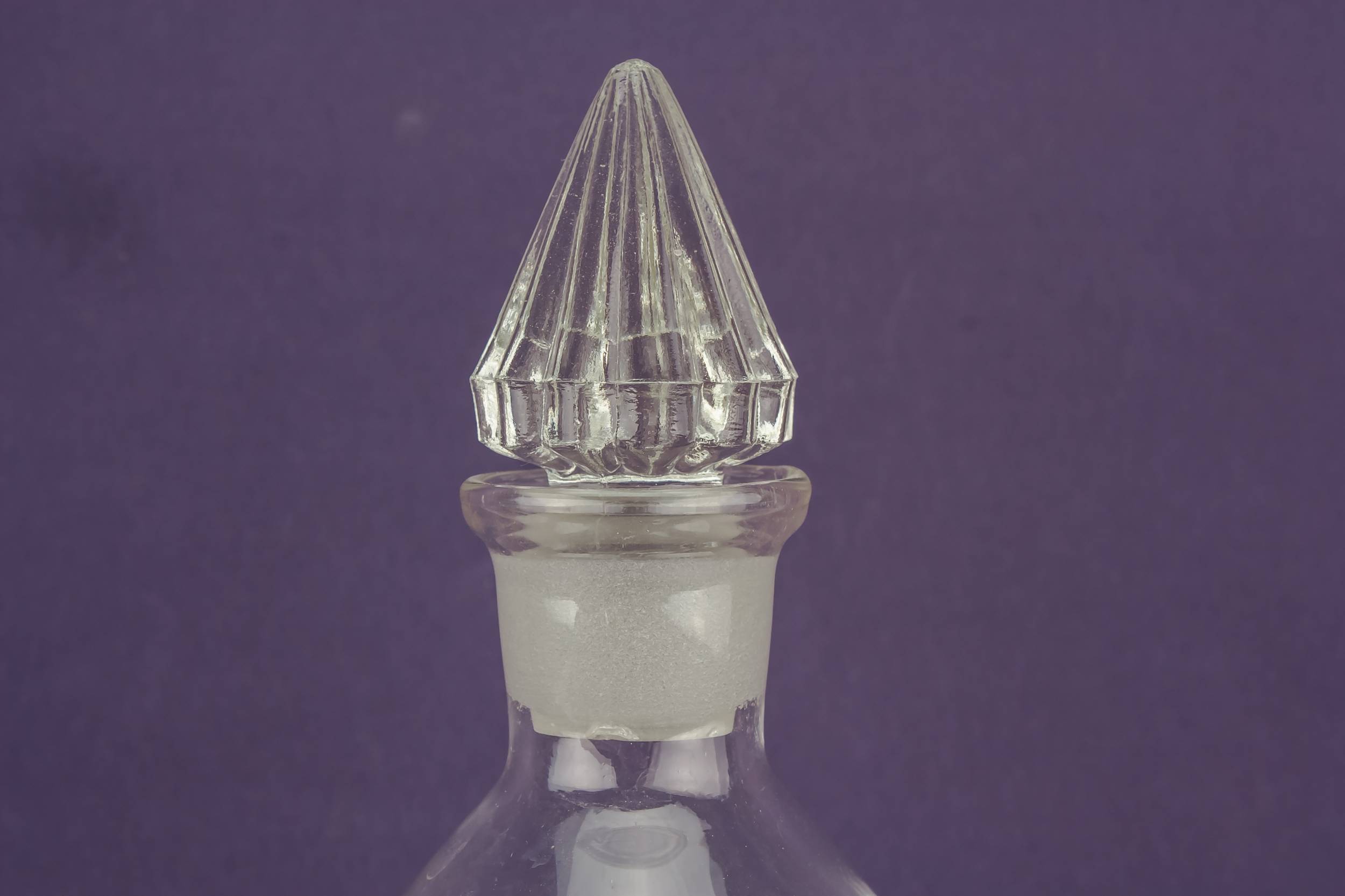 Art Deco Blown — Blown glass ovoid decanter 2