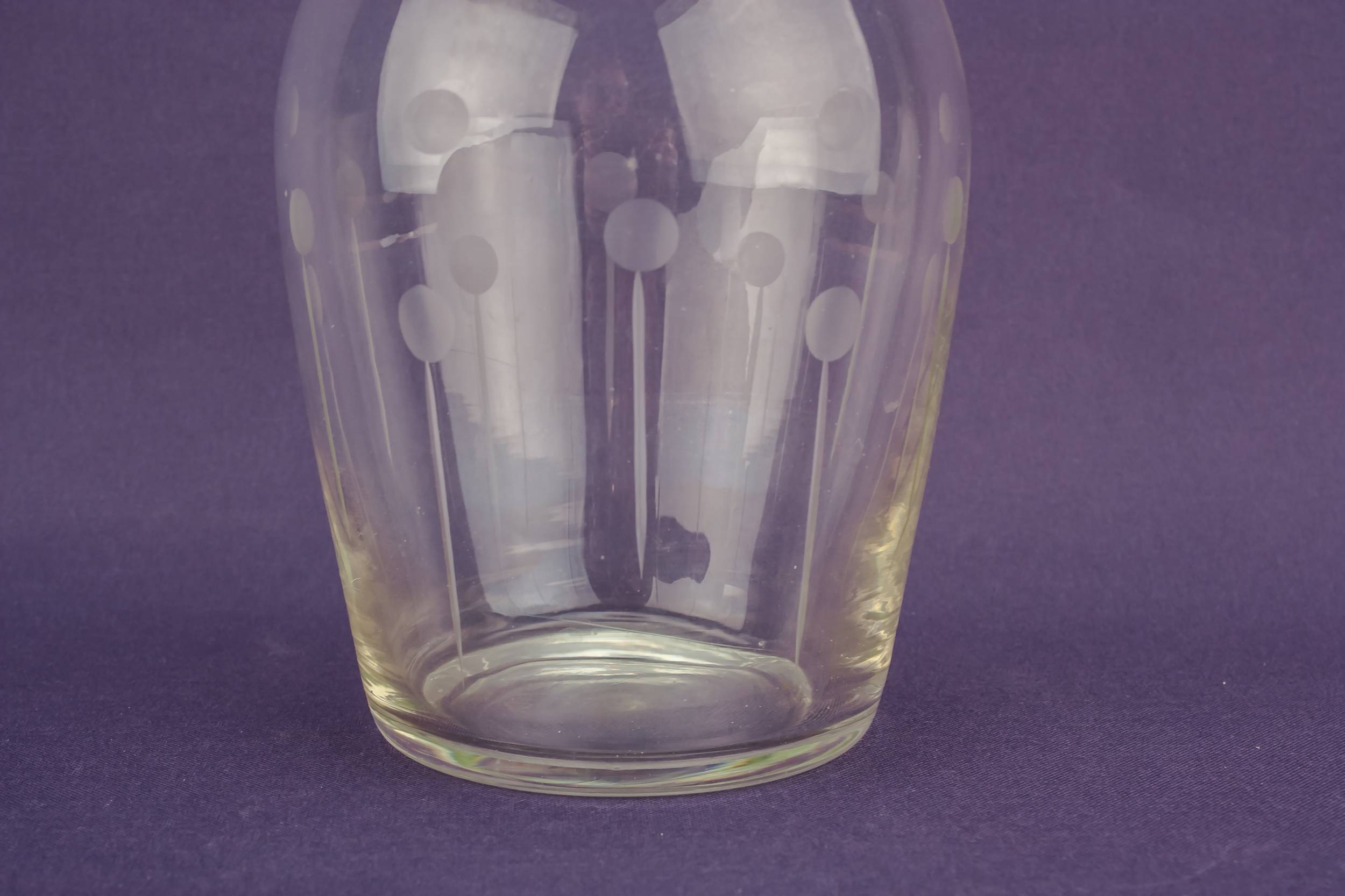 Art Deco Blown — Blown glass ovoid decanter 3