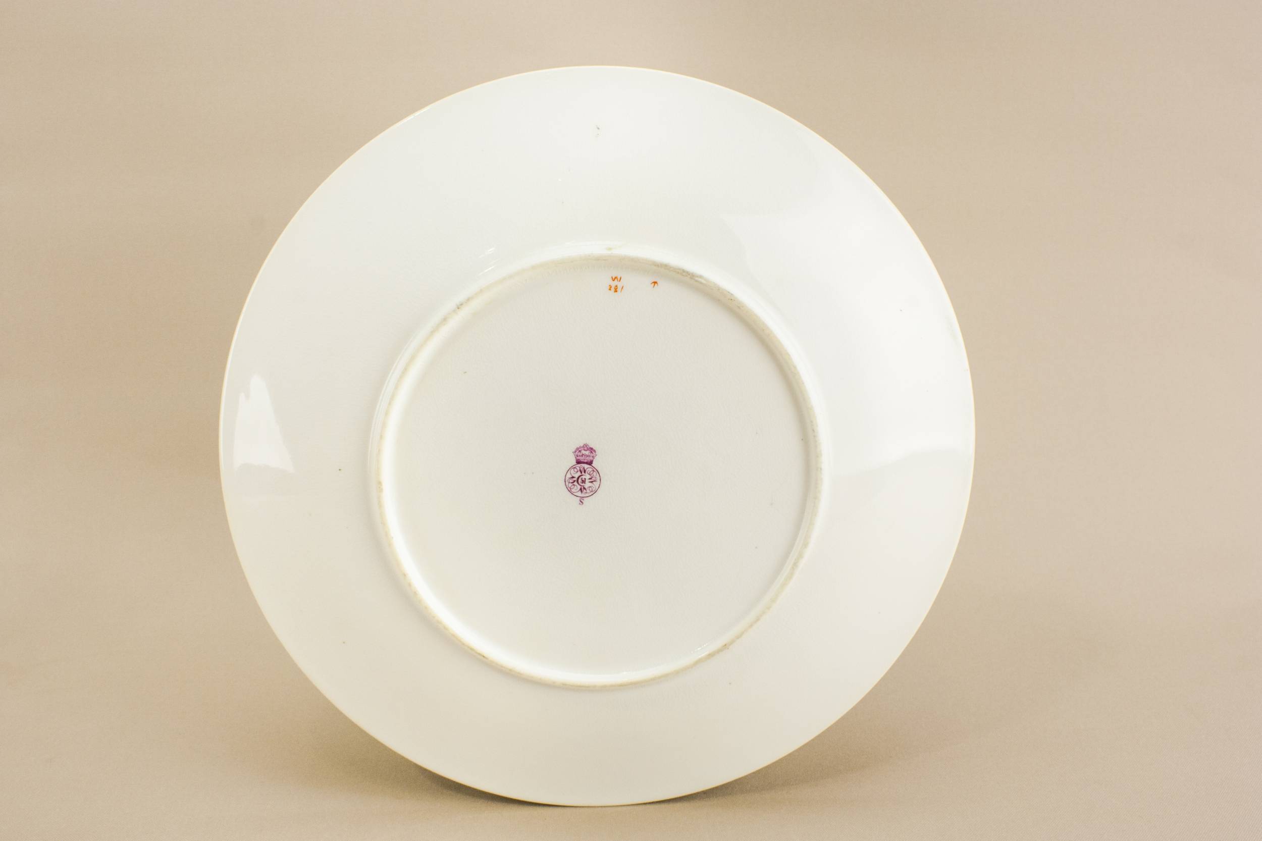 Antique Pottery Flower — Royal Worcester pottery plate 2