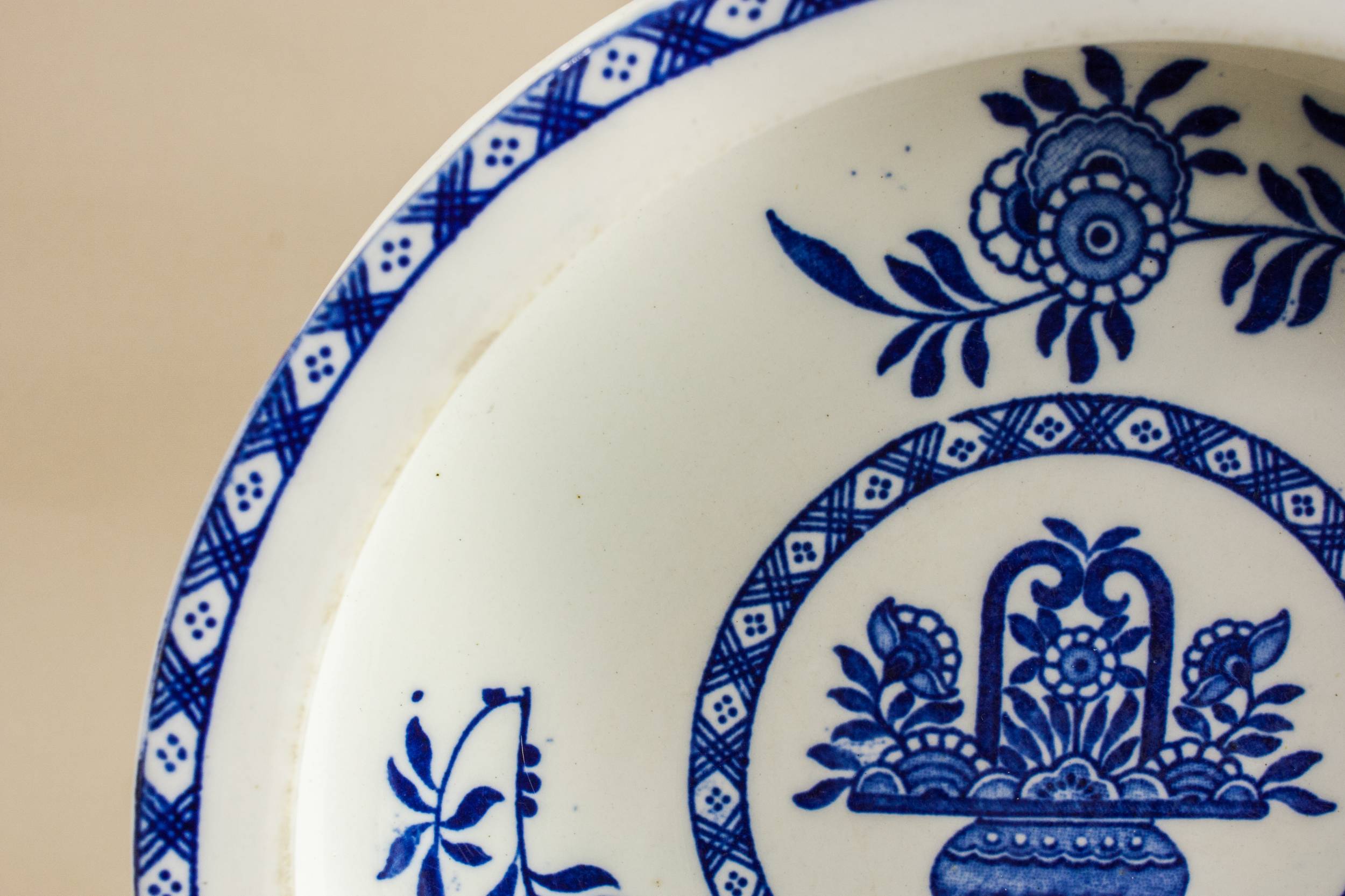 Pottery Antique Wood — Blue and white baby plate 1