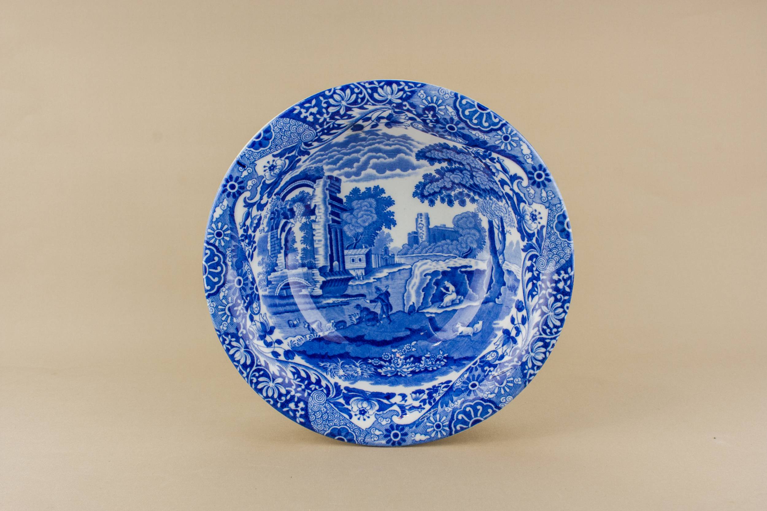 Classical Retro Unique — Copeland blue & white bowl