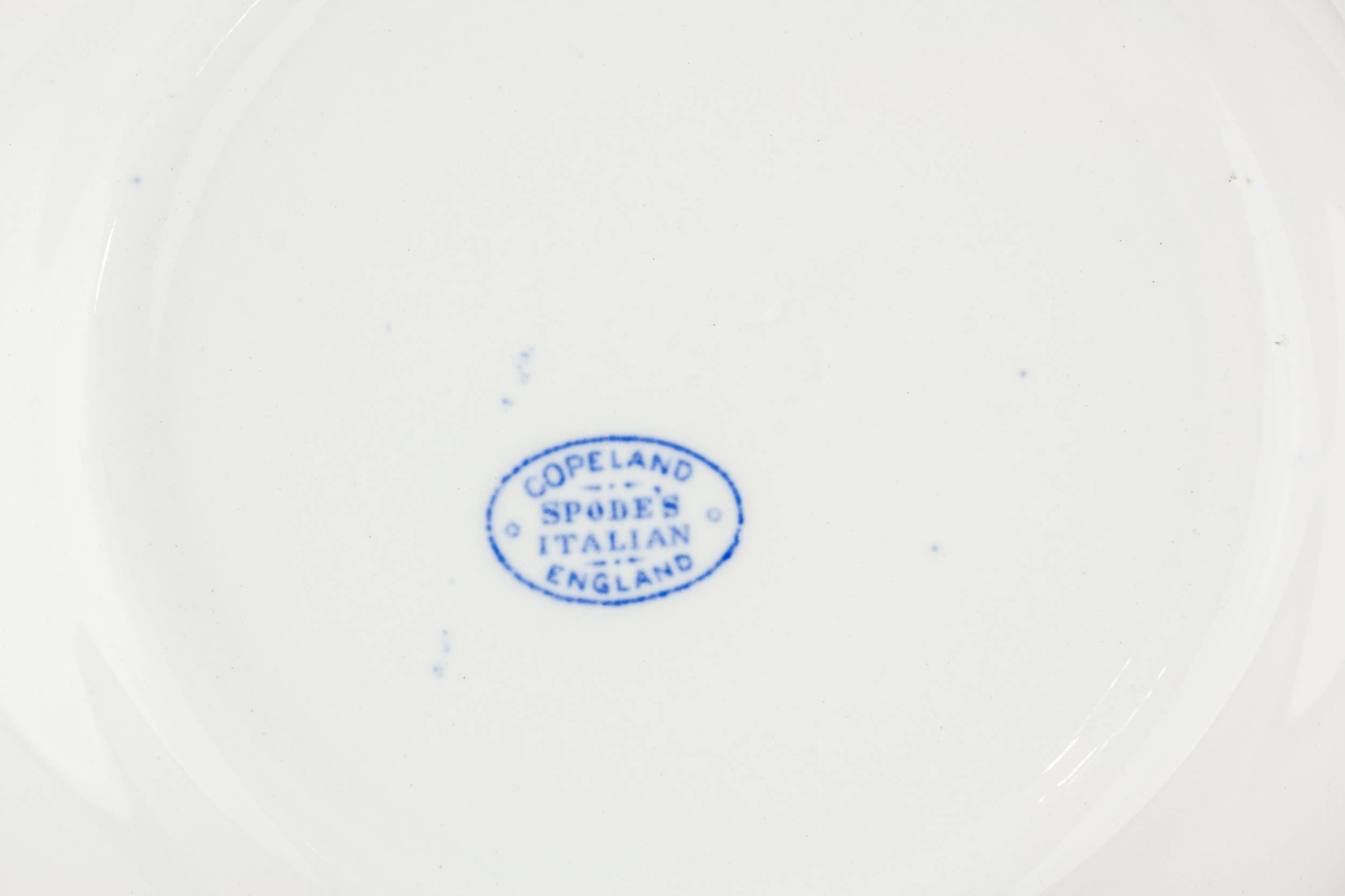 Classical Retro Unique — Copeland blue & white bowl 2