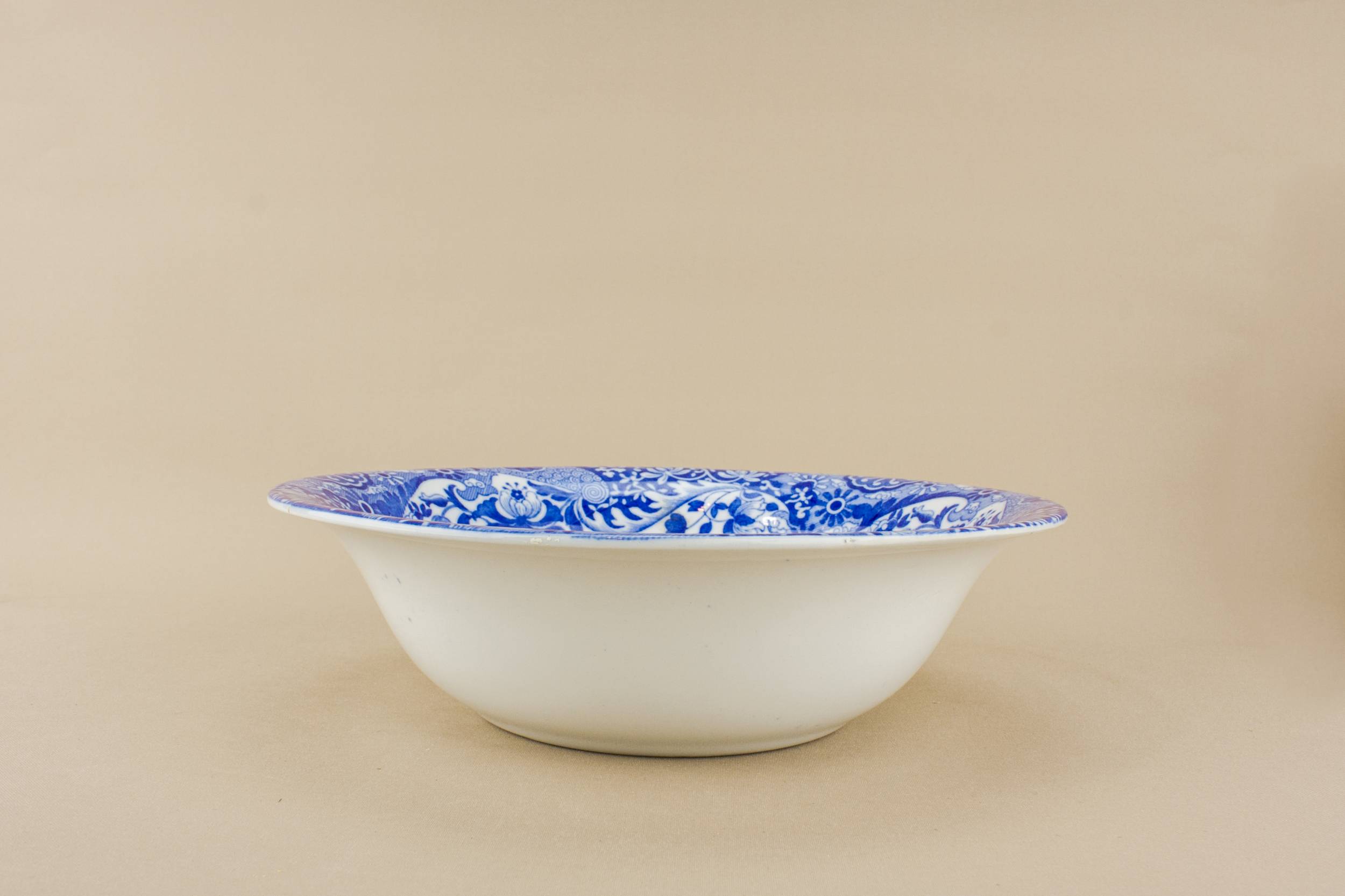 Classical Retro Unique — Copeland blue & white bowl 3