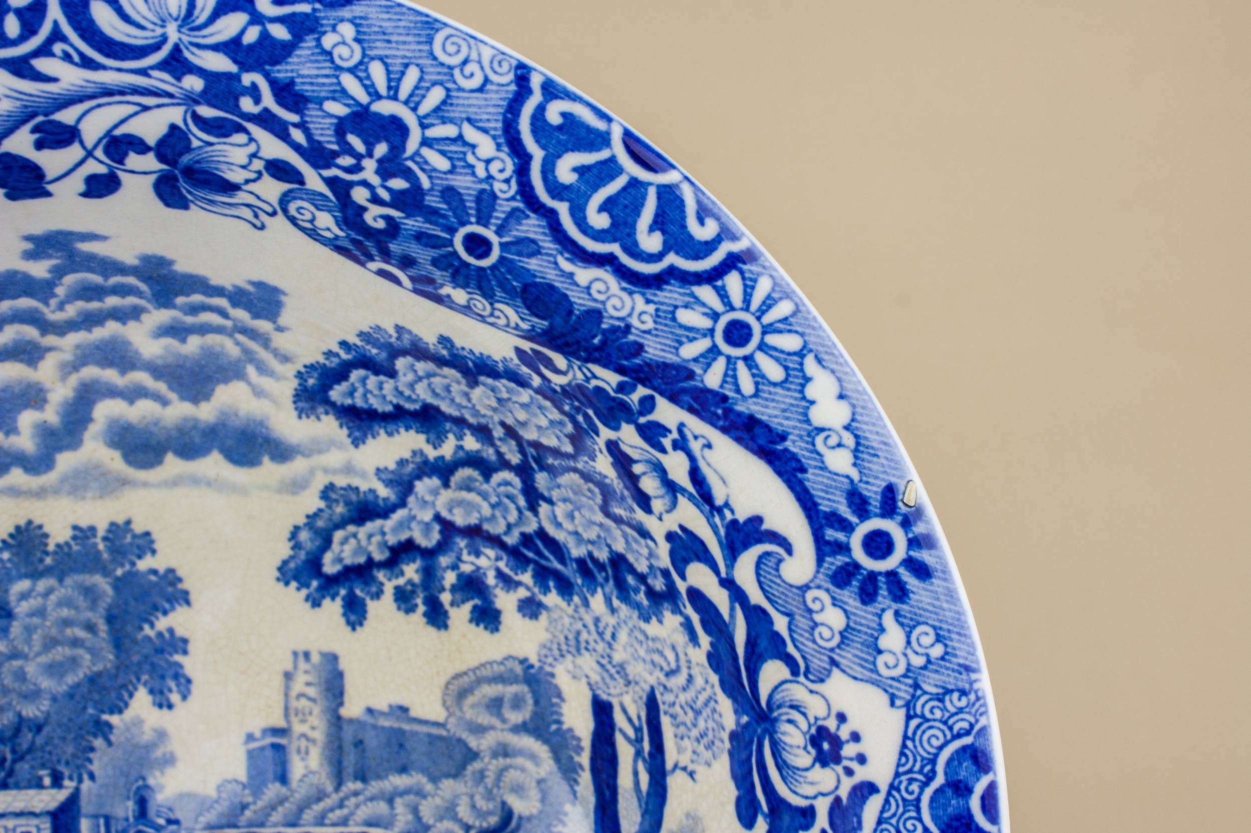 Vintage Elegant Serving — Blue and white bowl 1