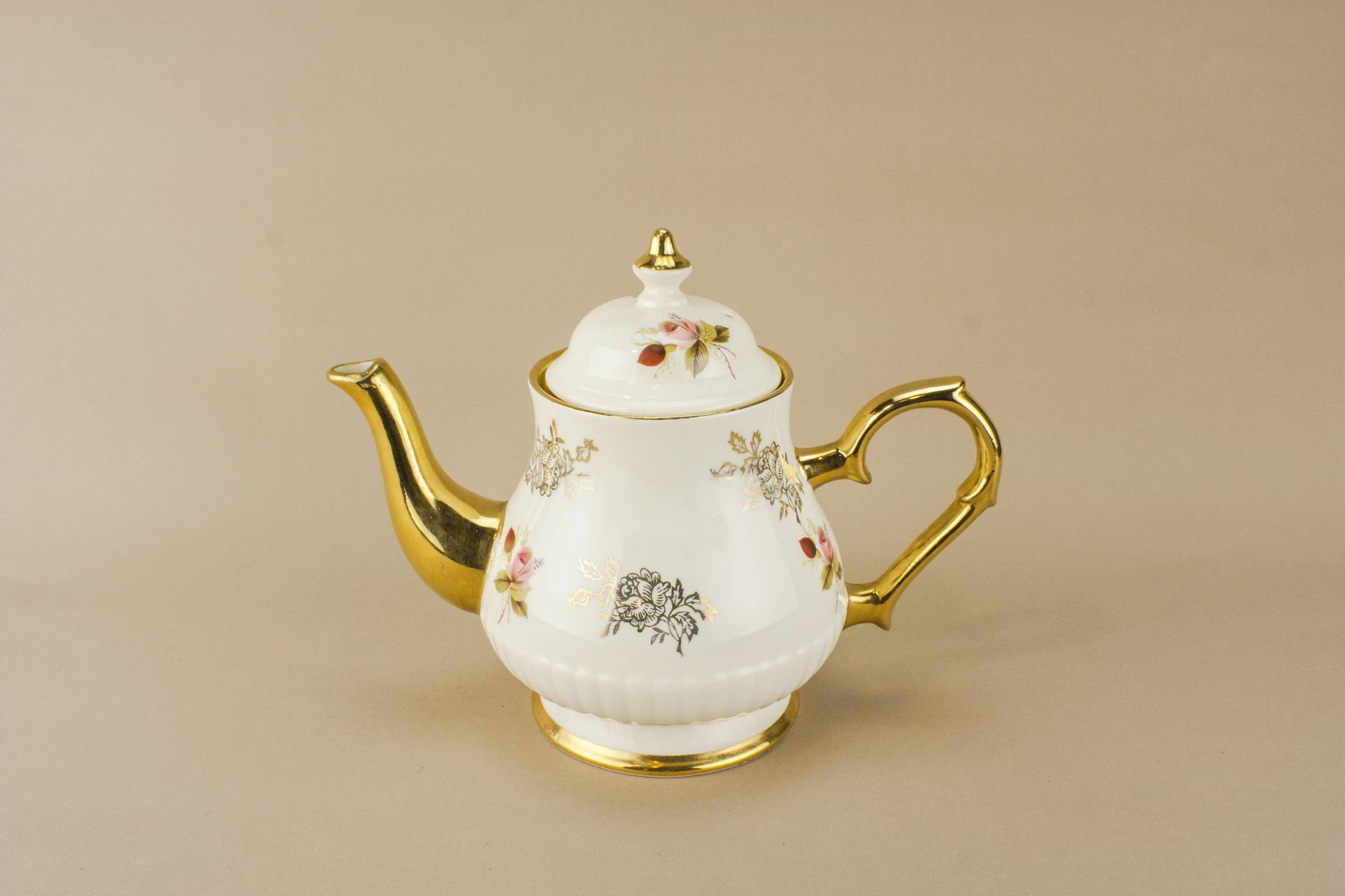 Vintage Mid-Century Modern — Mid-Century Modern teapot 0.5L