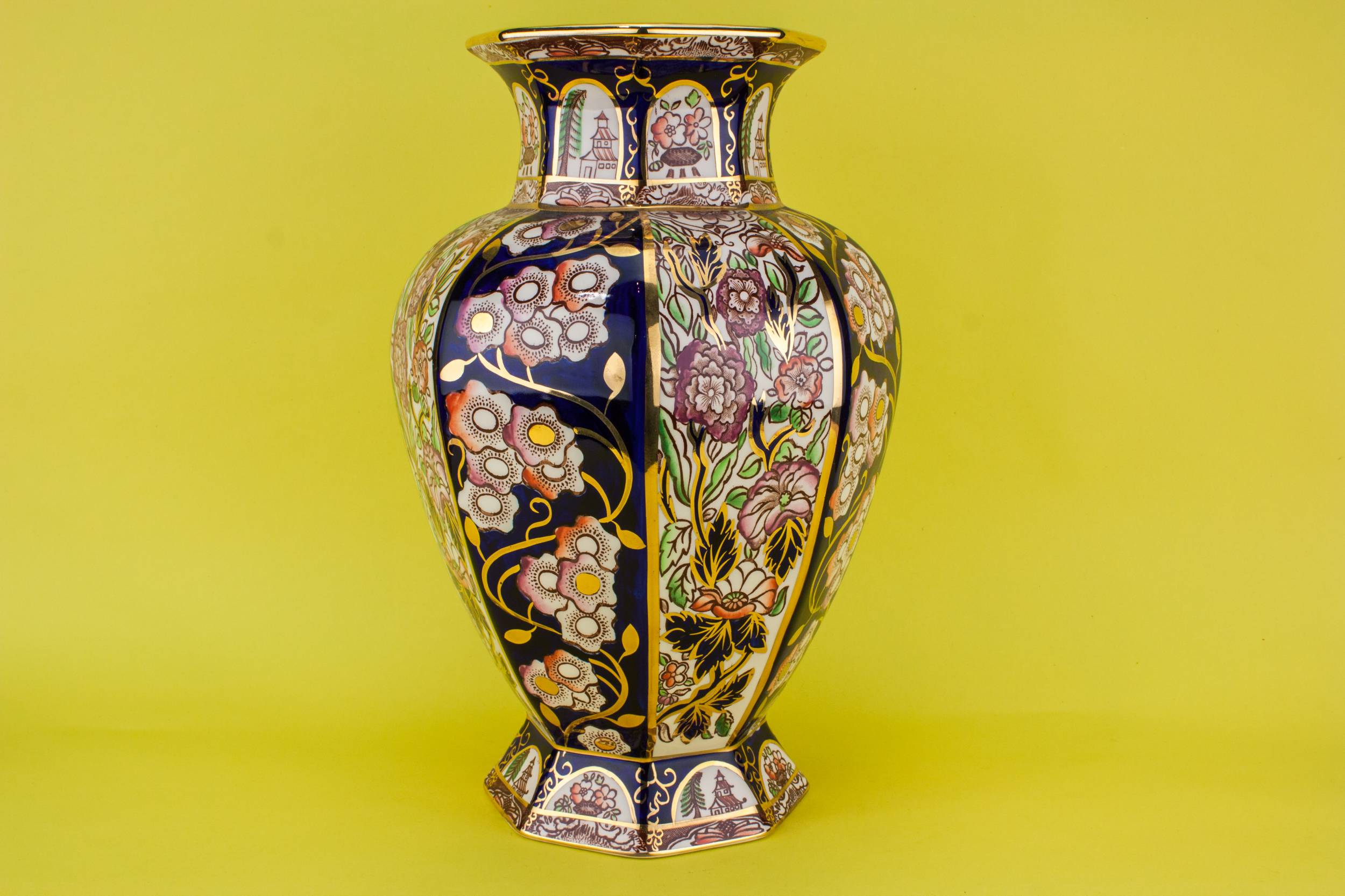 Vintage Tall VASE — Tall octagonal vase 3