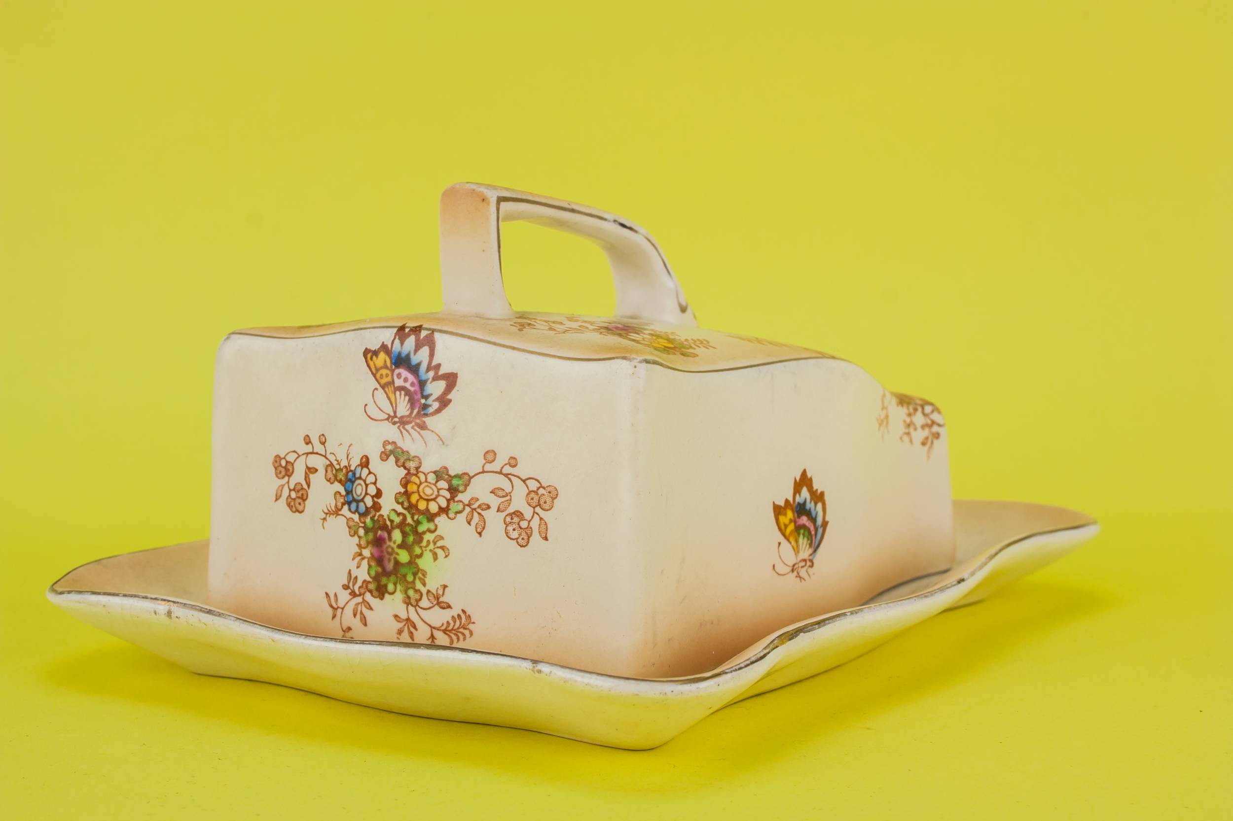 Beautiful Art Nouveau — Art Nouveau cheese dish 1