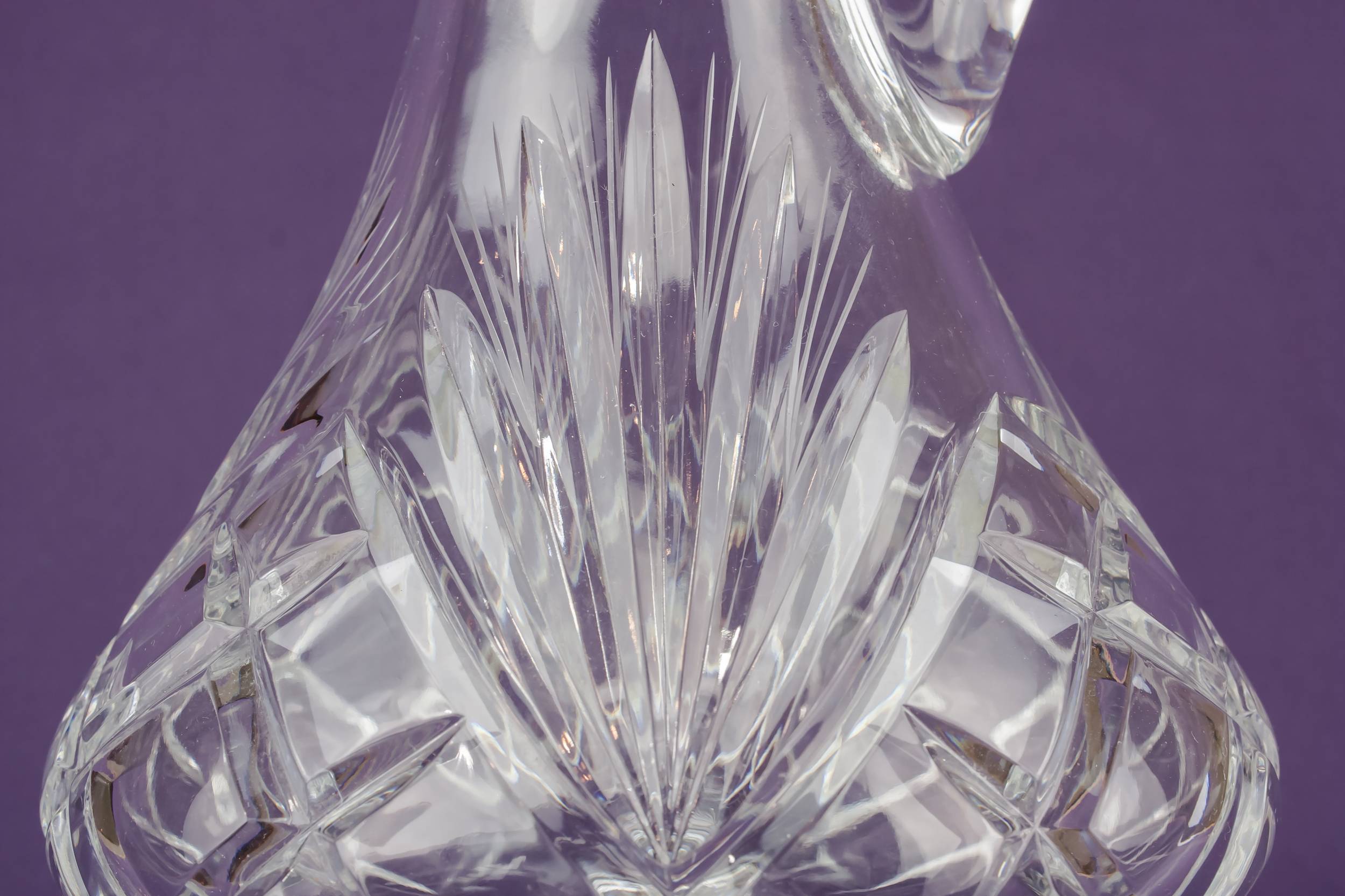 Cut Glass Crystal — Red wine cut glass decanter 3