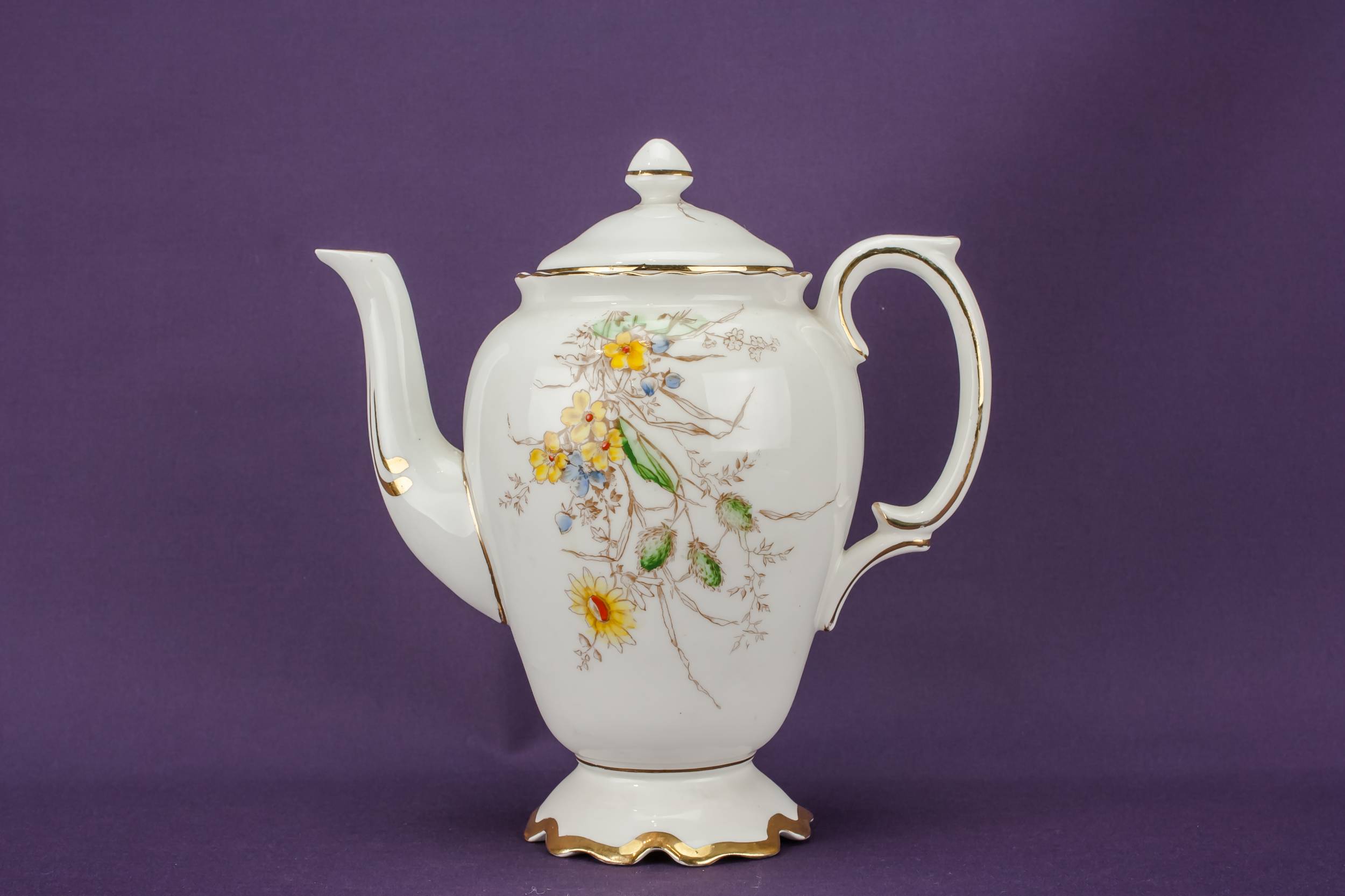 Persons Flamboyant Antique — Bone china coffee set for five 1
