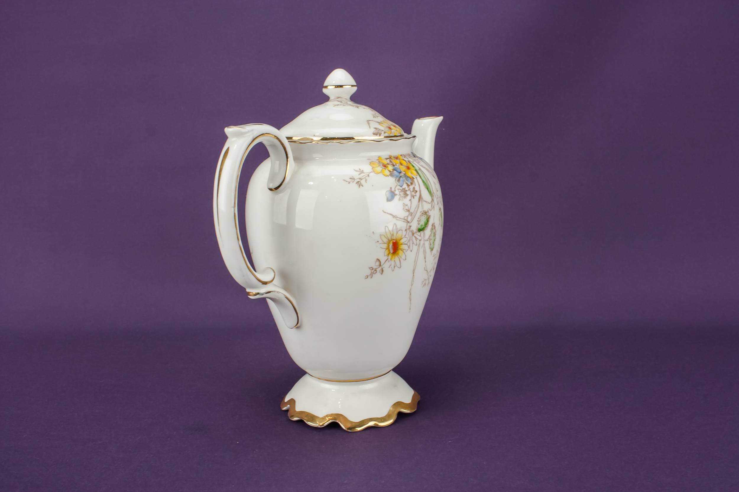 Persons Flamboyant Antique — Bone china coffee set for five 2