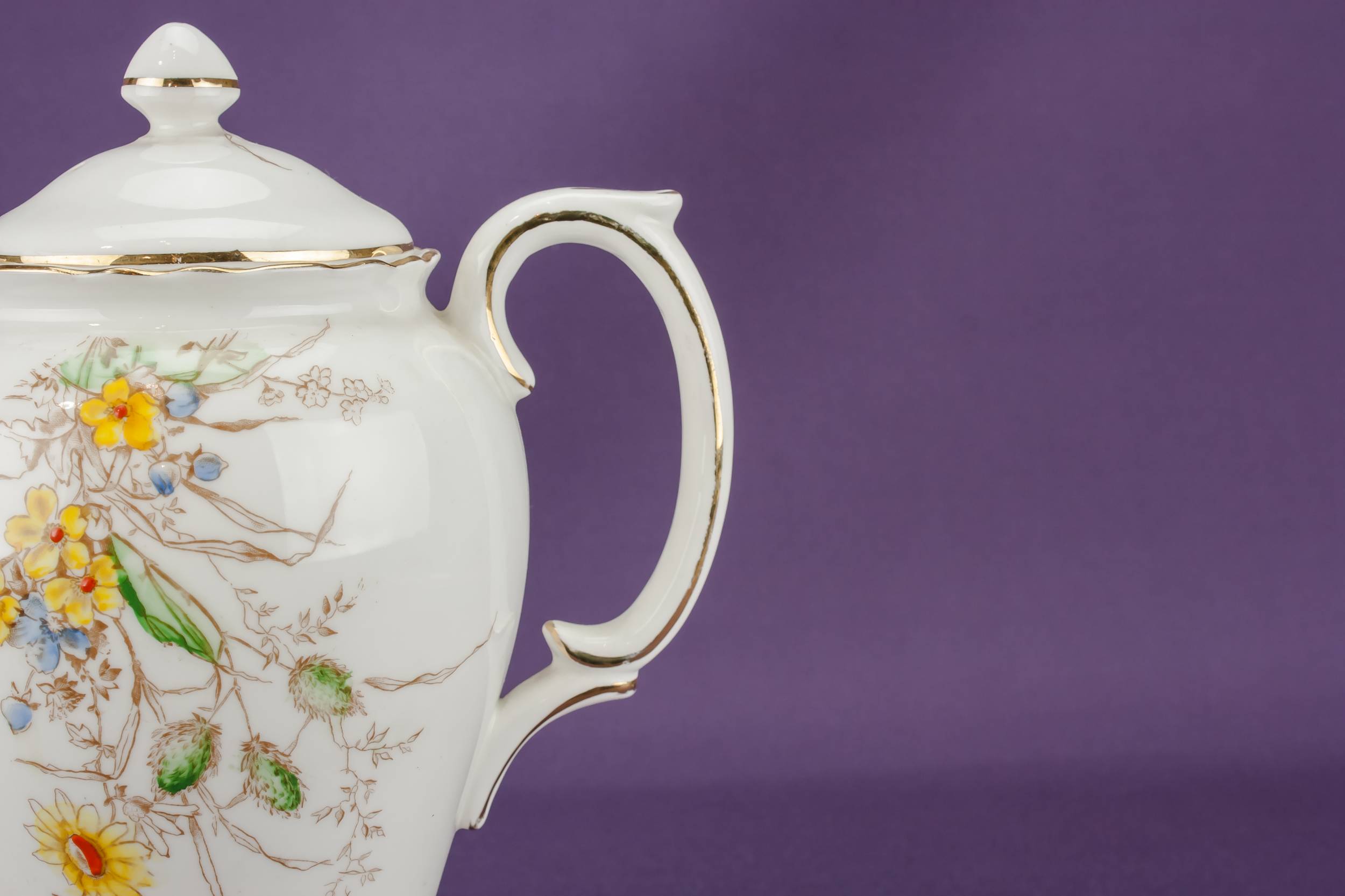 Persons Flamboyant Antique — Bone china coffee set for five 5