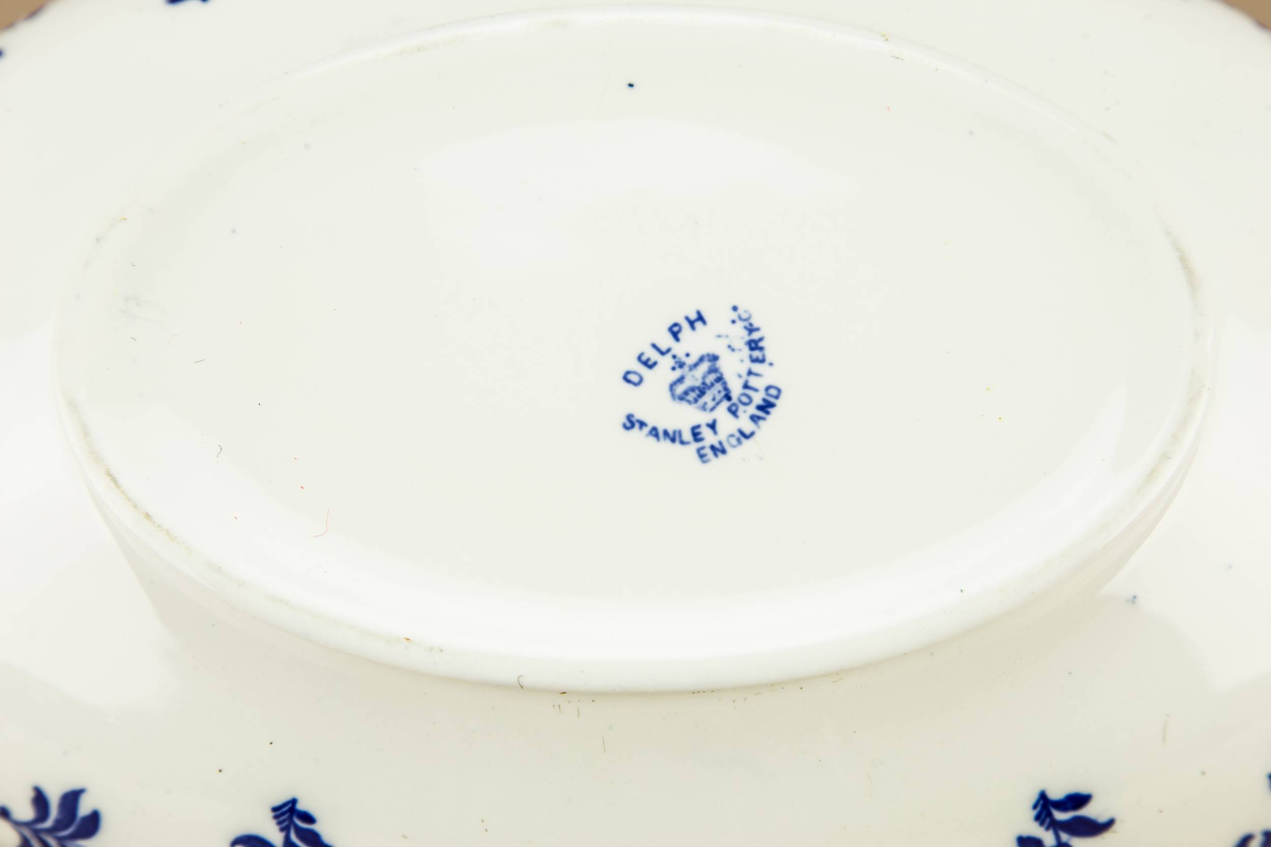 Vintage Neo-Classical TUREEN — Blue and white tureen 4