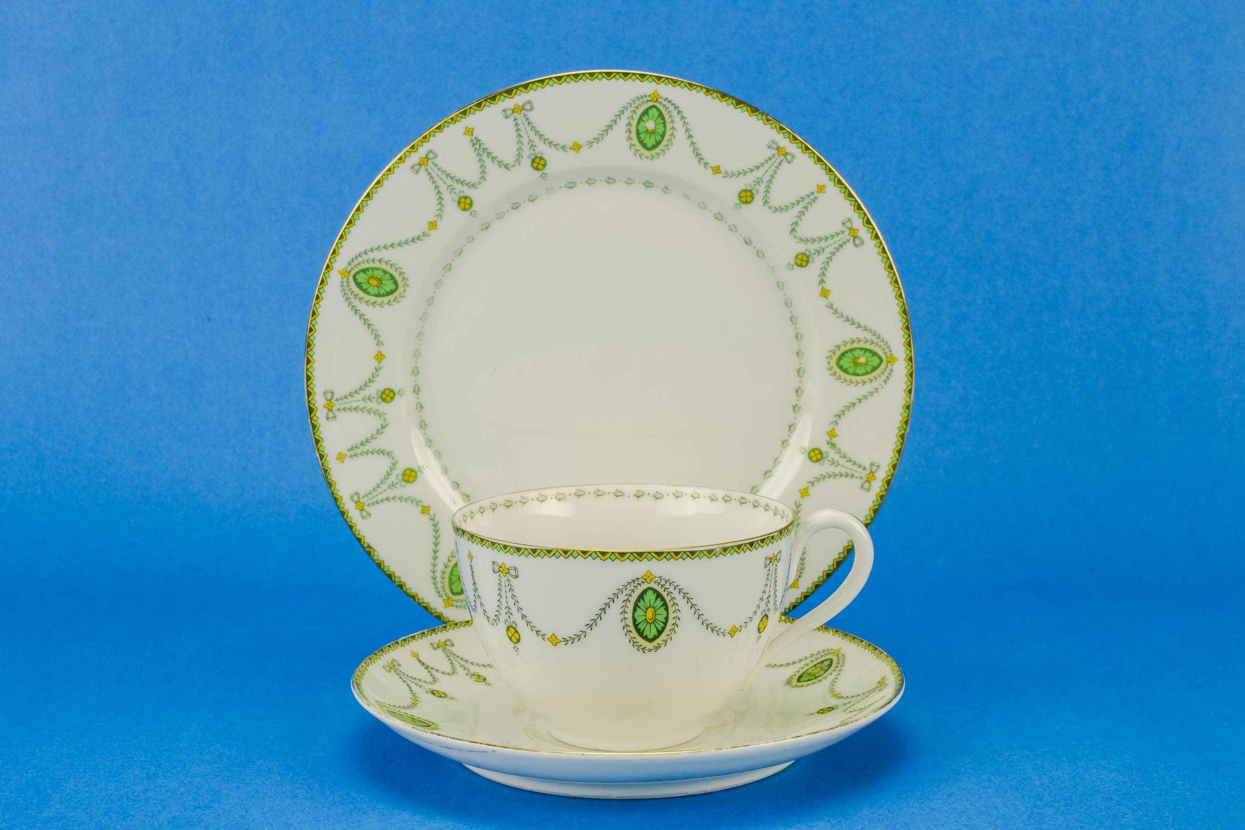 Persons Elegant Antique — Porcelain tea set for six