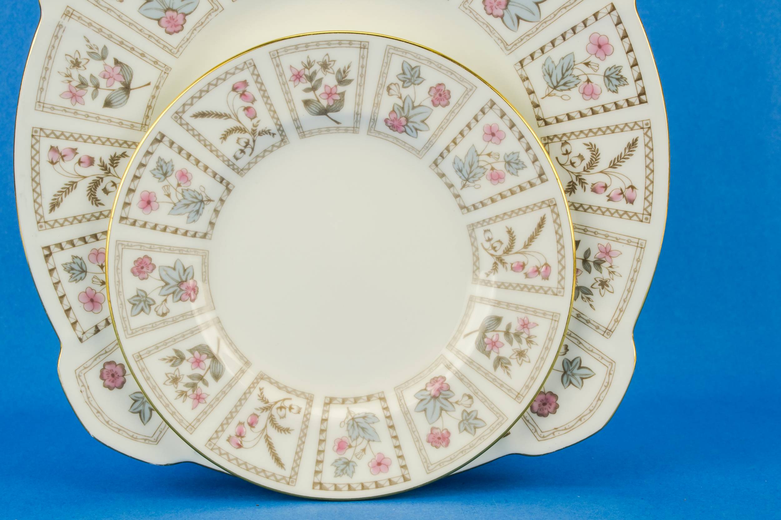 Persons Pink Vintage — Minton tea set for six 1
