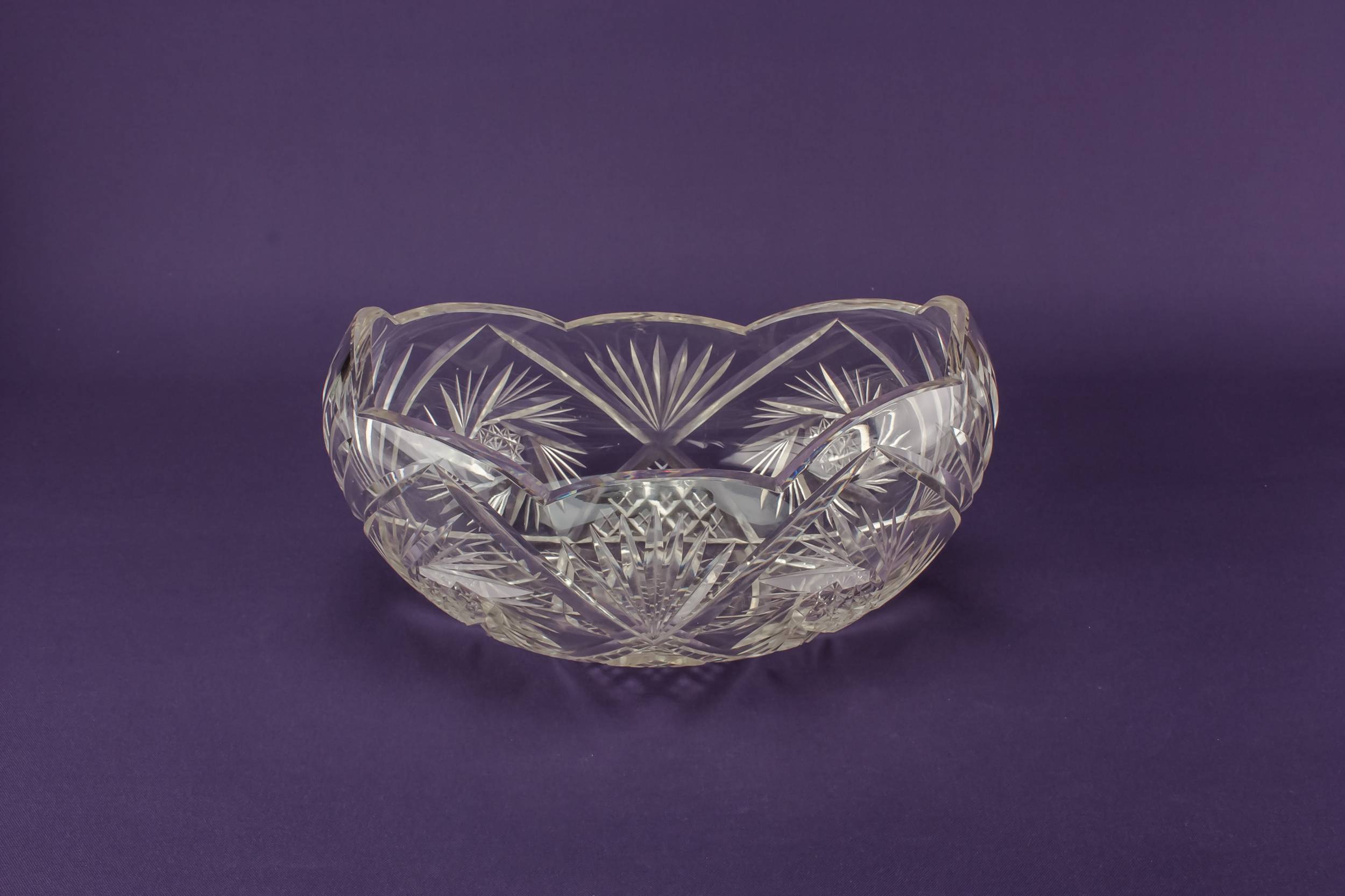Traditional Cut Glass — Retro cut glass bowl
