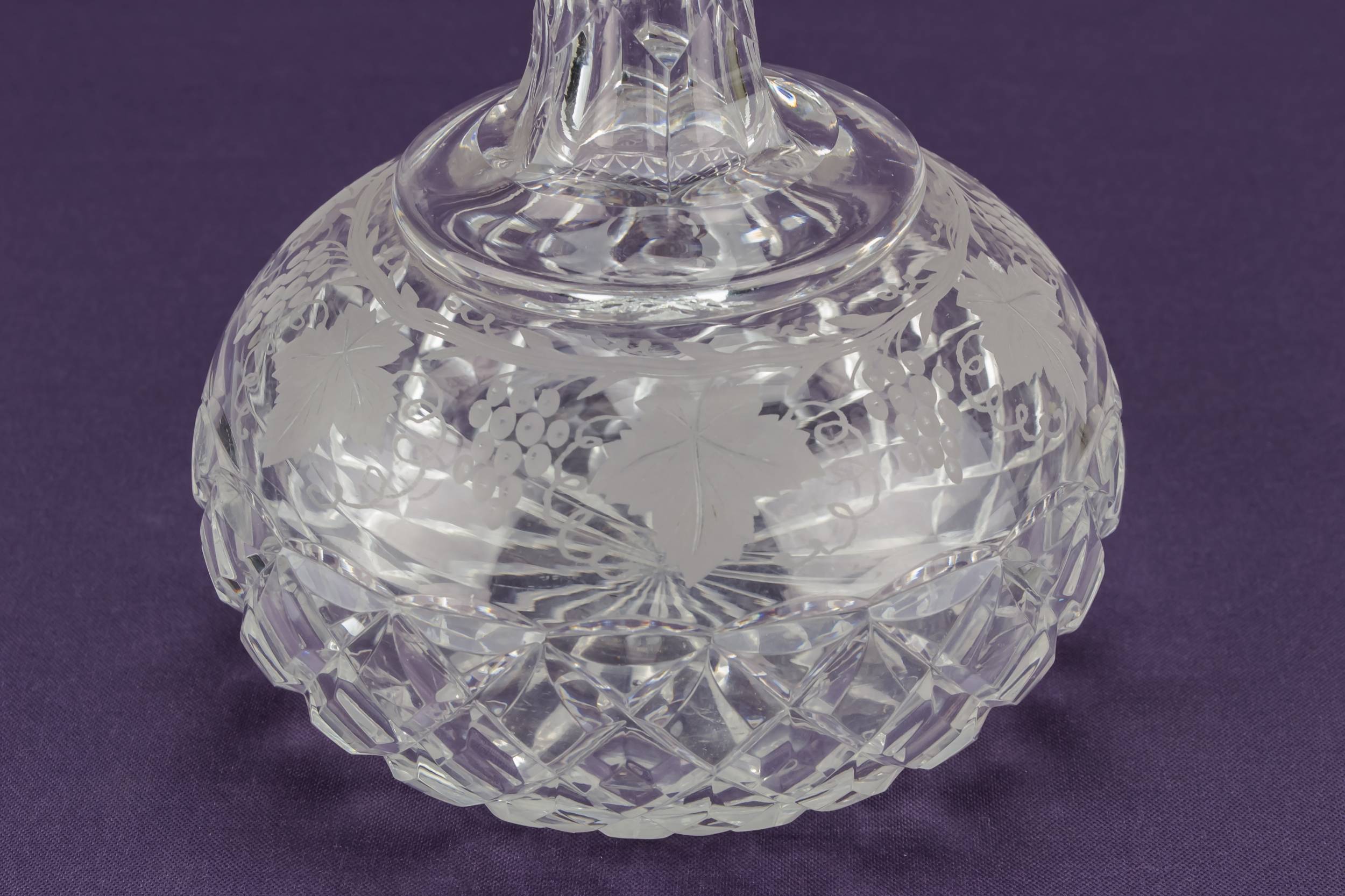 Cut Glass Crystal — Globular cut glass decanter 4