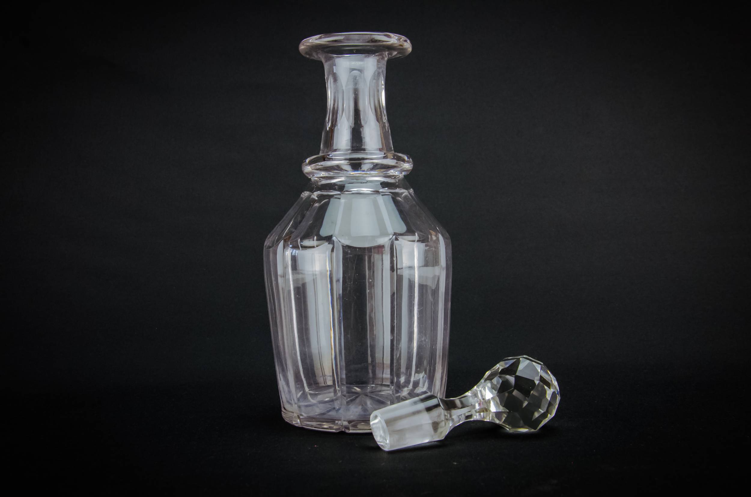 Cut Glass Crystal — Cut glass barrel decanter 1