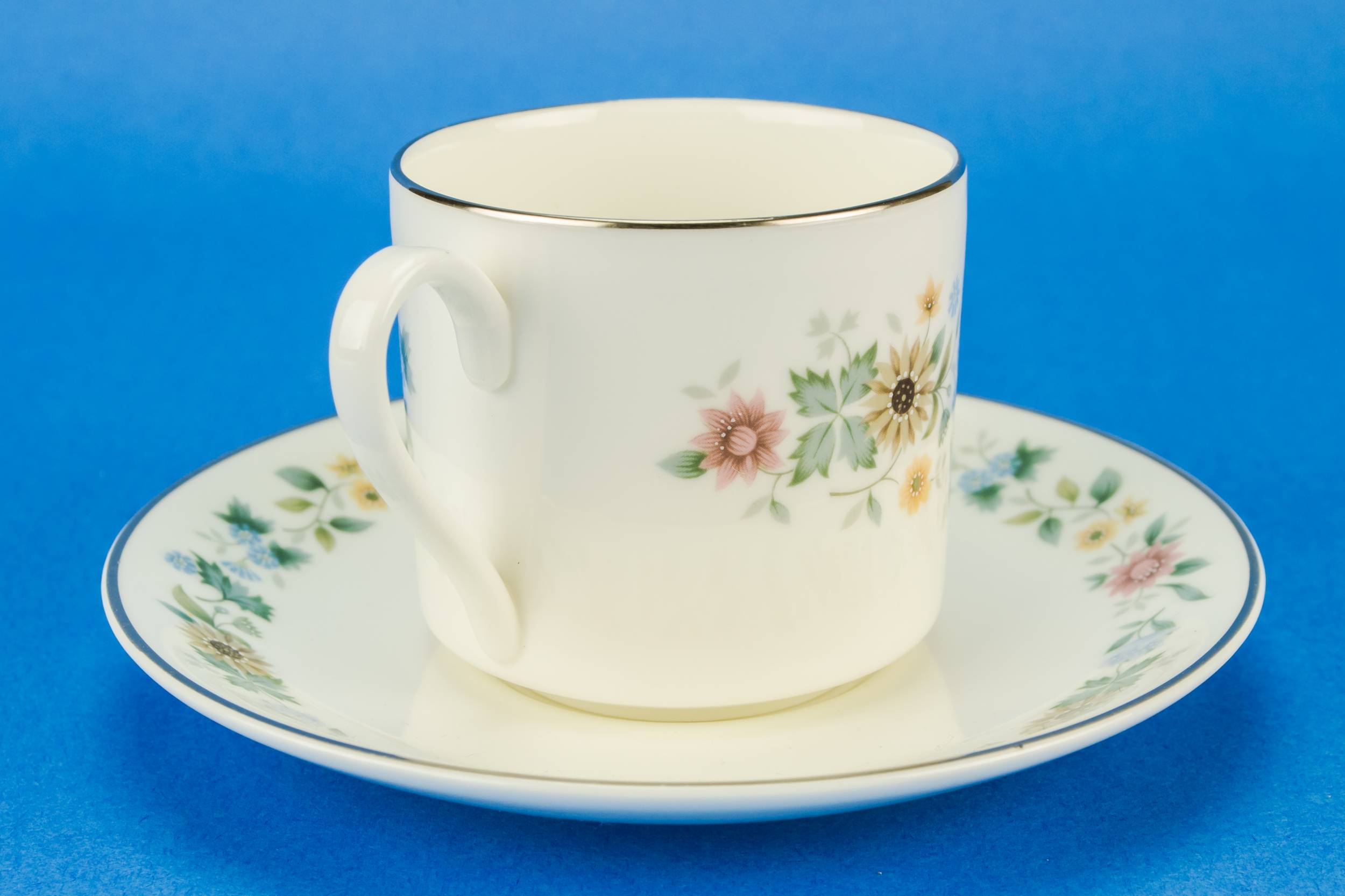Persons Modernist Elegant — Six persons coffee set 3