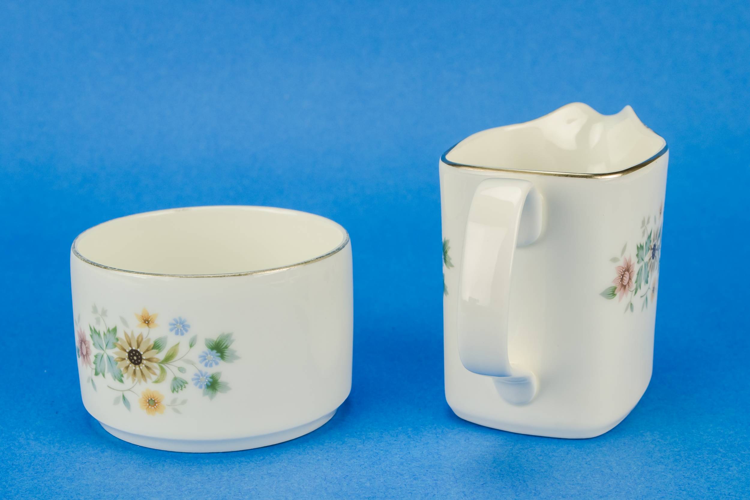 Persons Modernist Elegant — Six persons coffee set 4