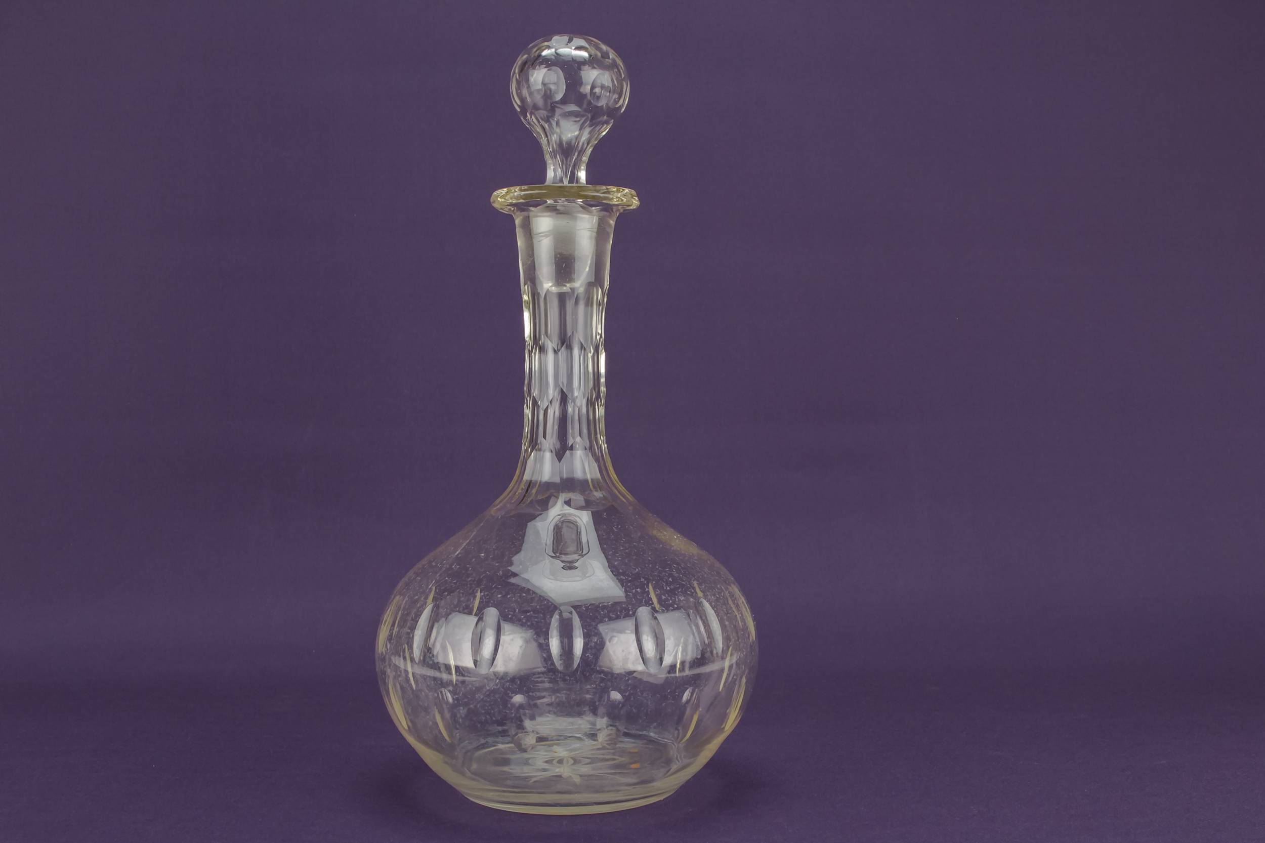 Antique Victorian Sherry — Cut glass wine decanter 1