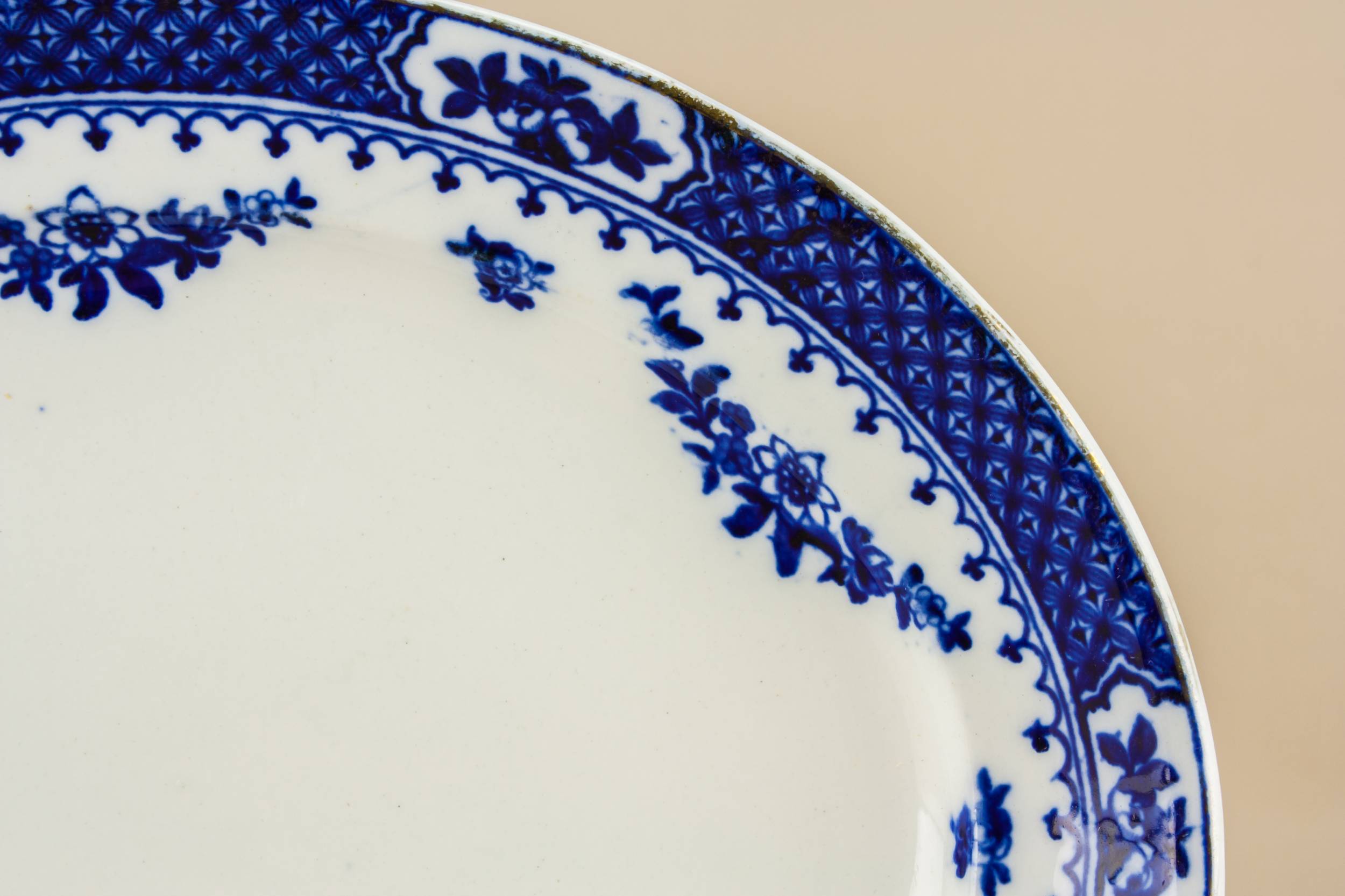 Vintage Neo-Classical Serving — Blue and white platter 1