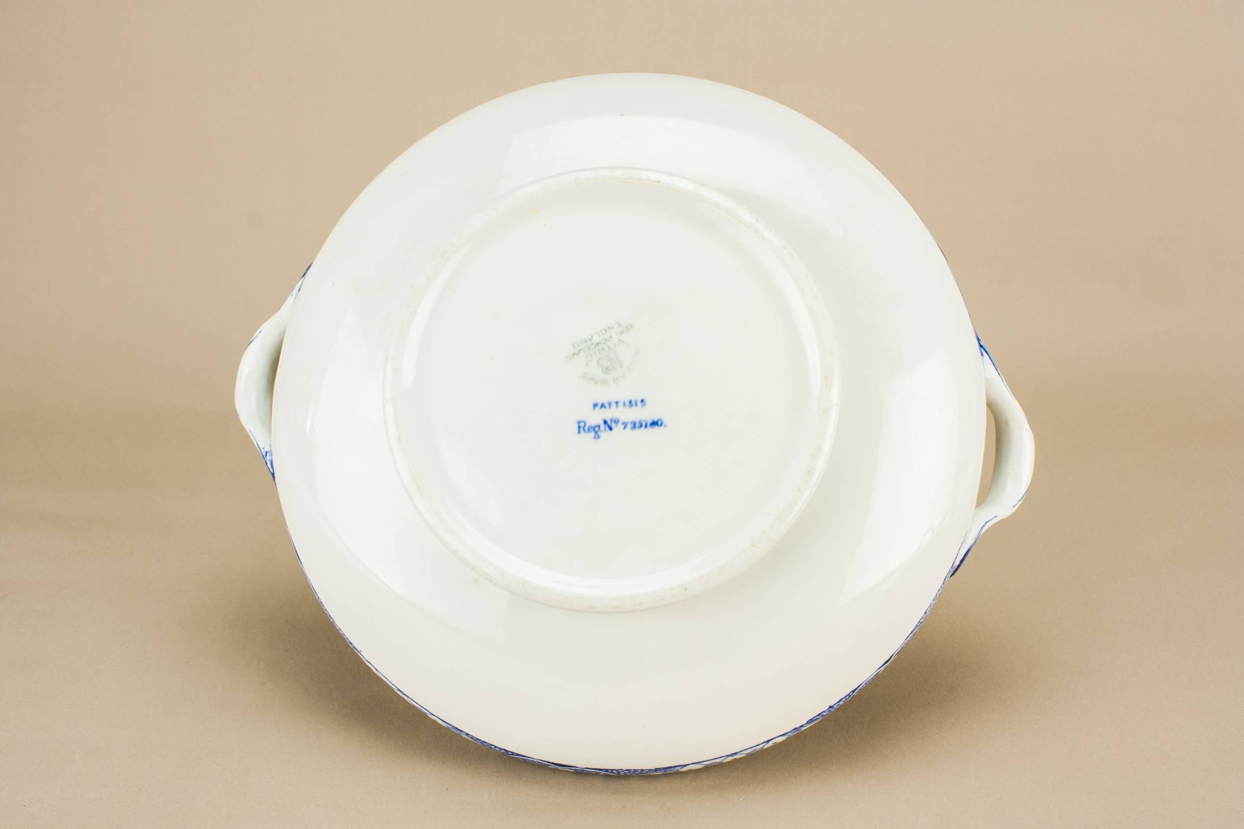 Blue And White — Blue and white tureen 4