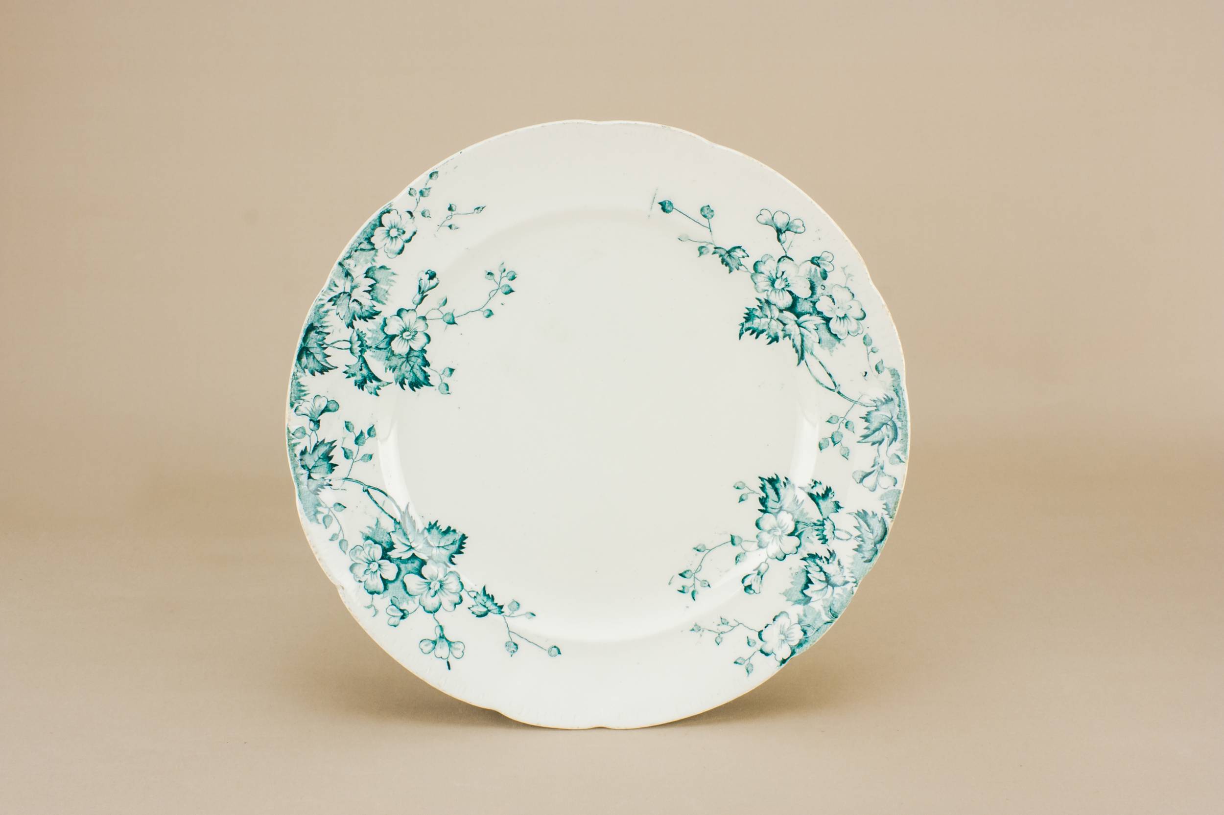Antique Spectacular DINNER — 4 pottery dinner plates