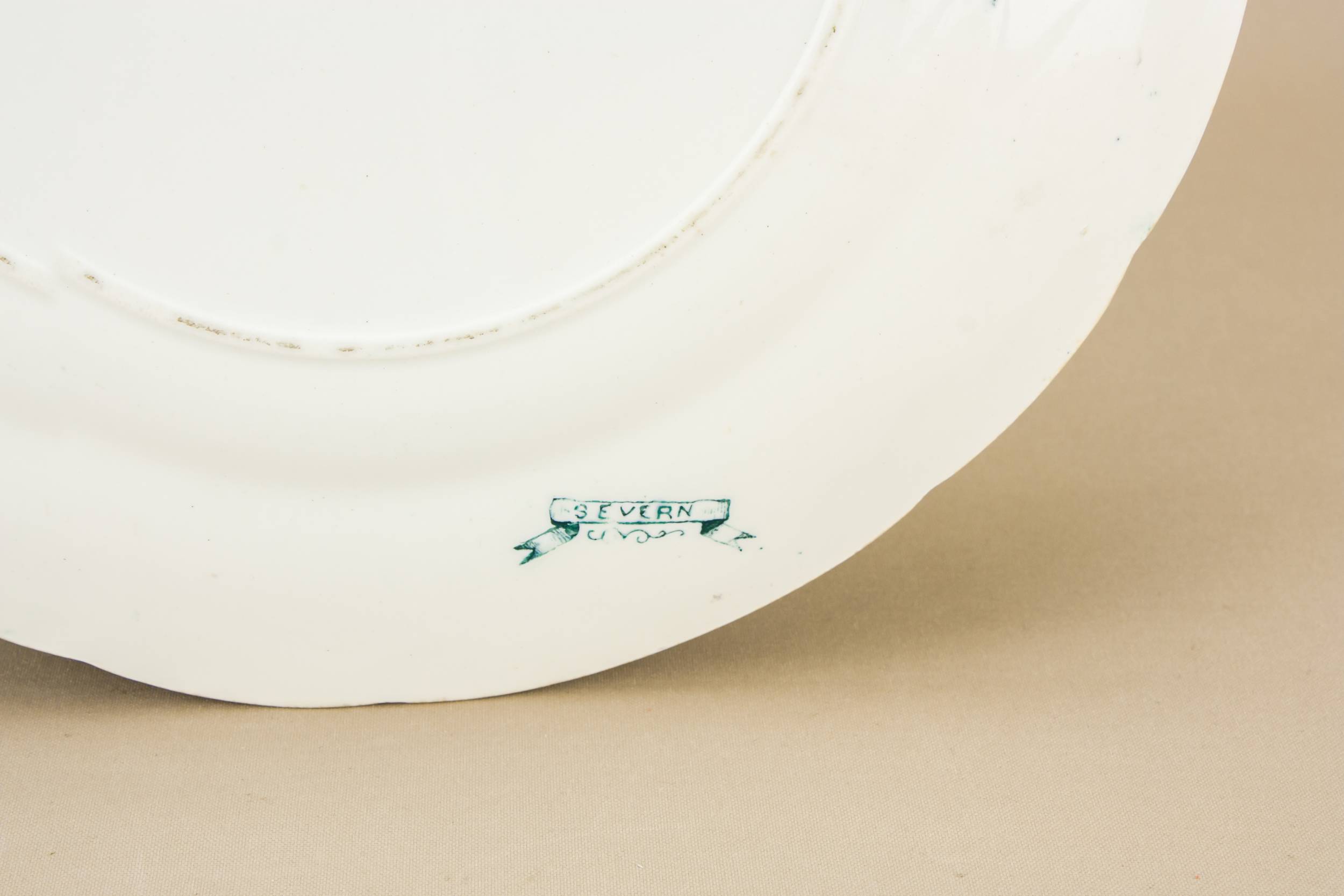 Antique Spectacular DINNER — 4 pottery dinner plates 3