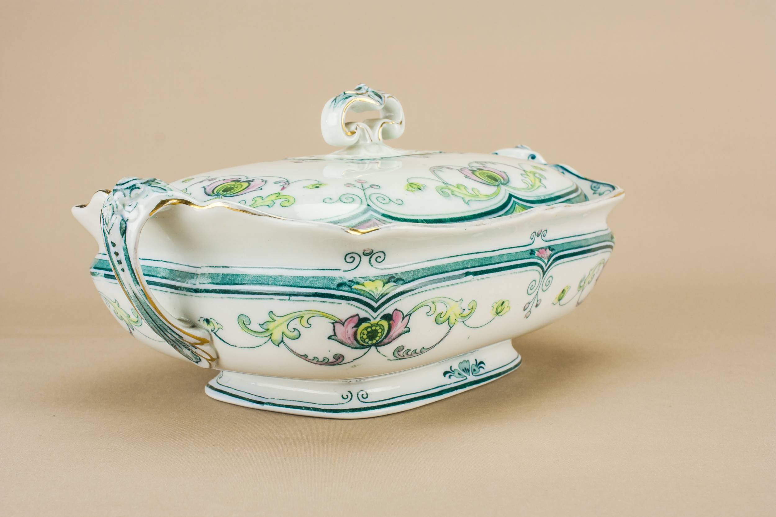 Spectacular Antique Floral — Art Nouveau bone china tureen 4