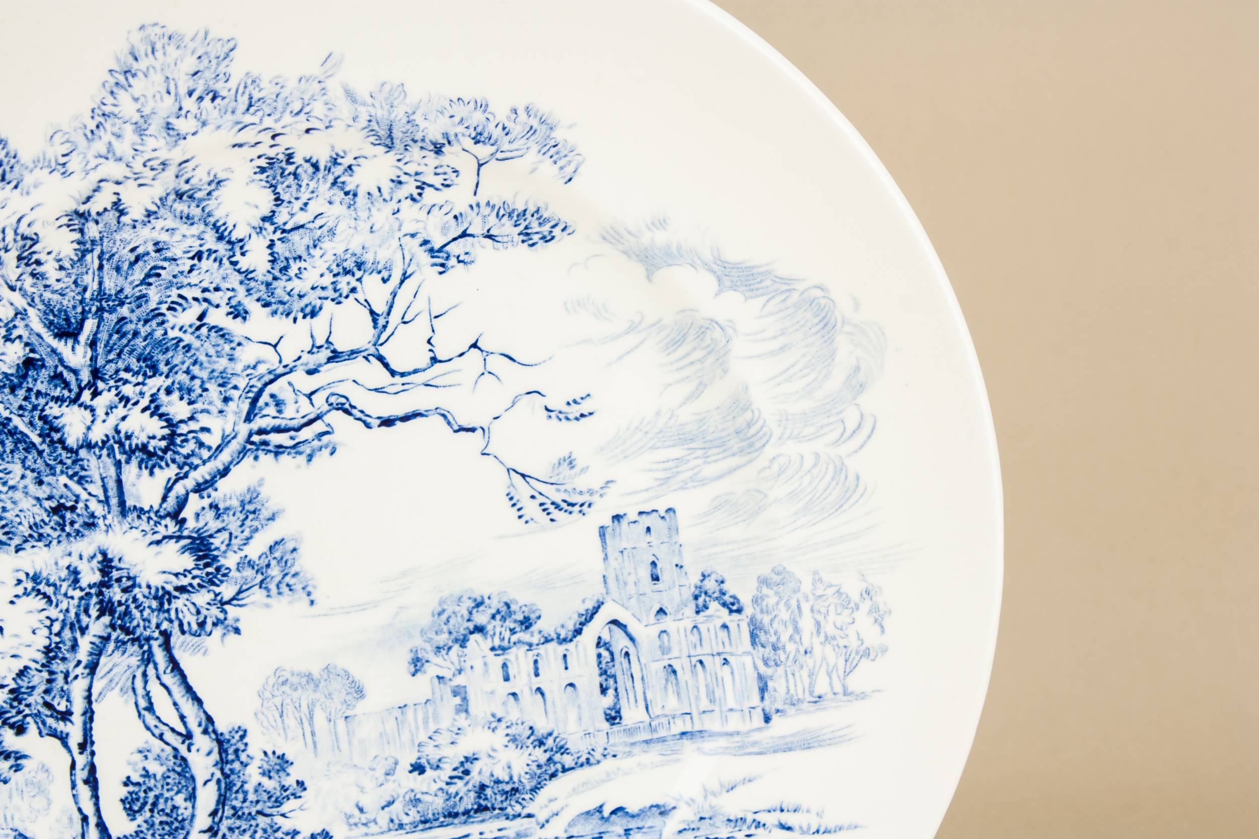 Pottery Elegant MEDIUM — 4 blue and white medium plates 1
