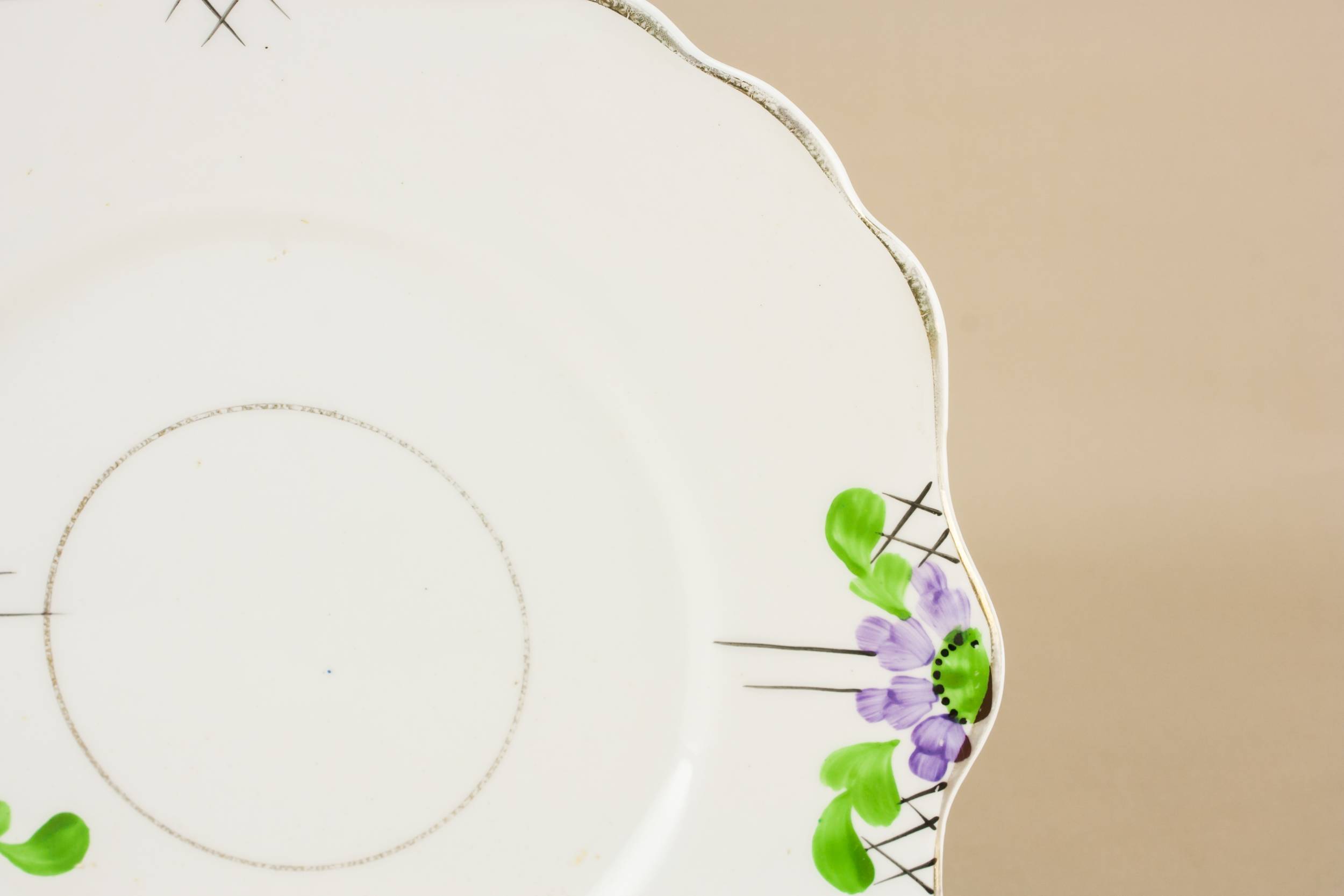 Attractive Vintage Medium — Art Deco bone china cake plate 1